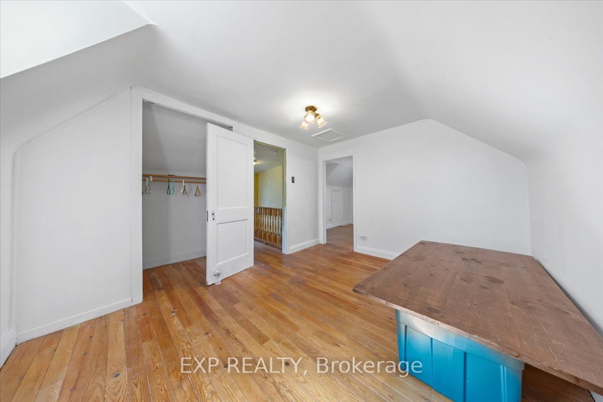 146 Laval Street Property Photo 21