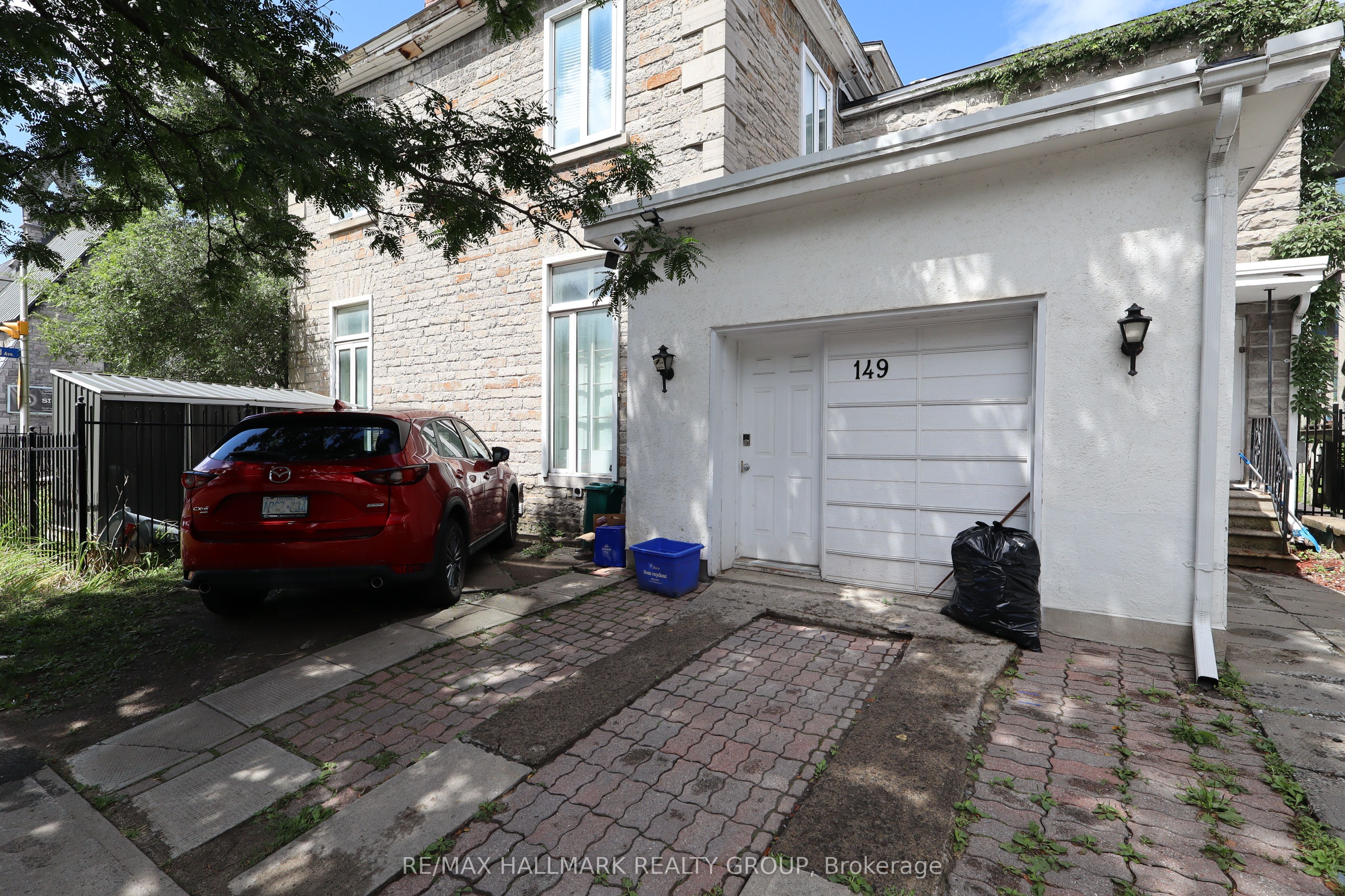 149 Daly Avenue B Property Photo 3