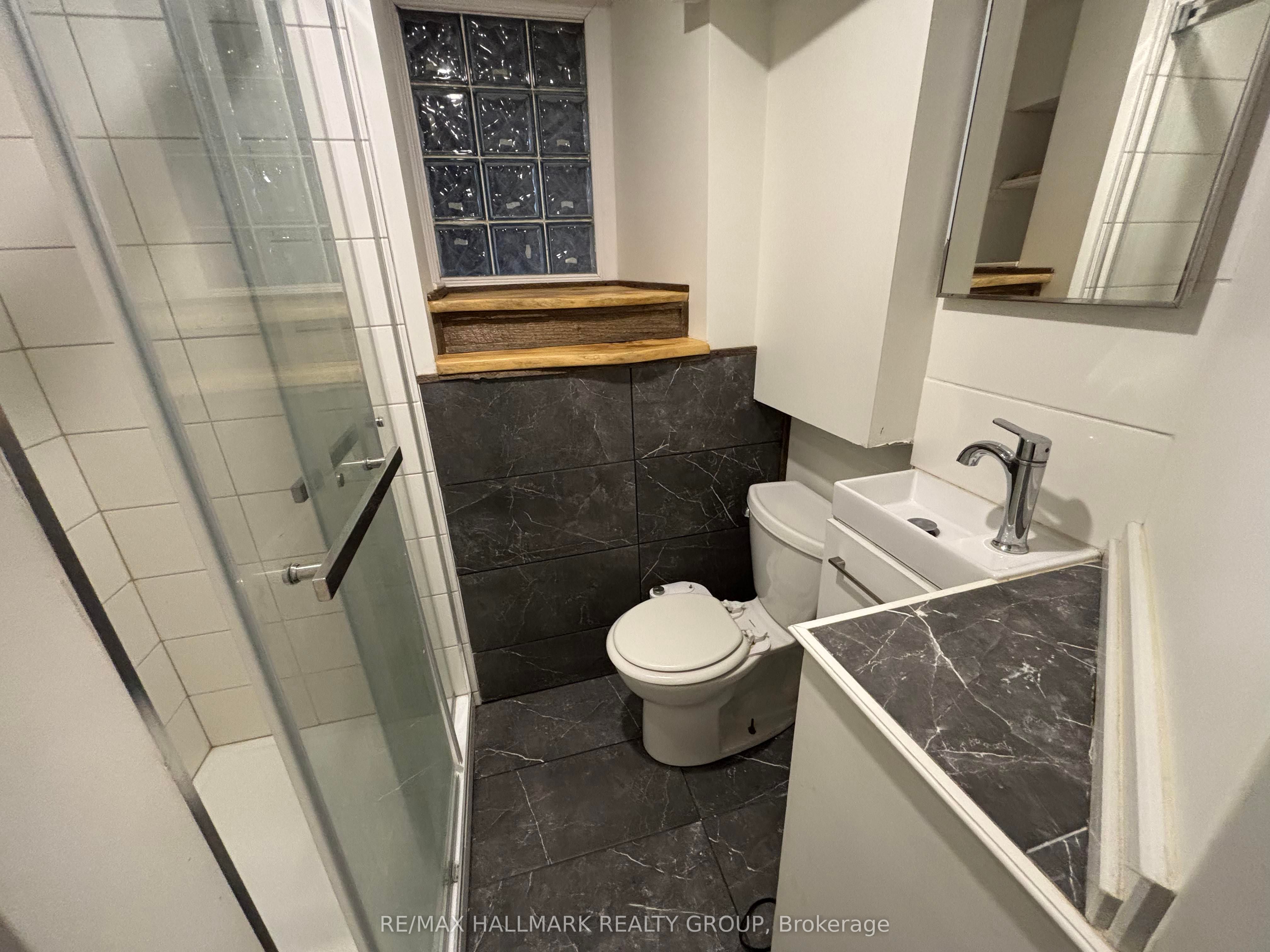 149 Daly Avenue B Property Photo 13