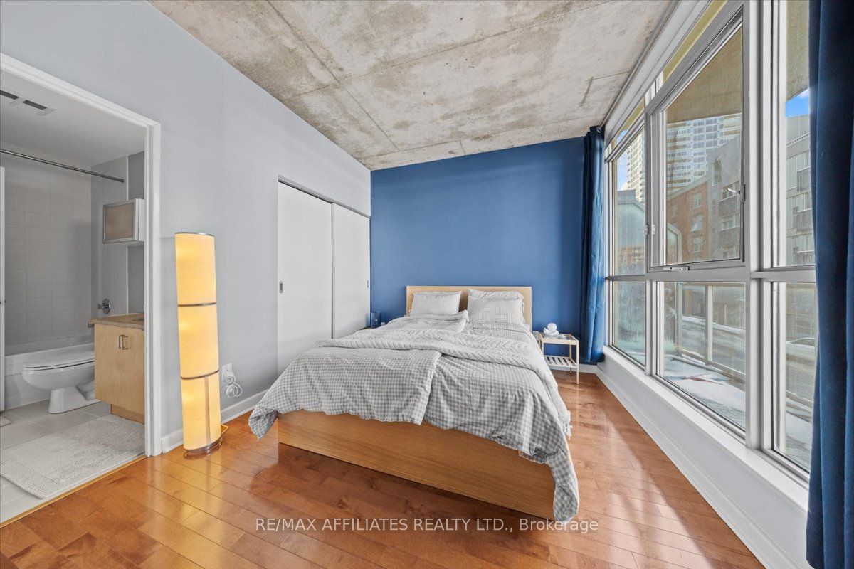 180 York Street 201 Property Photo 23