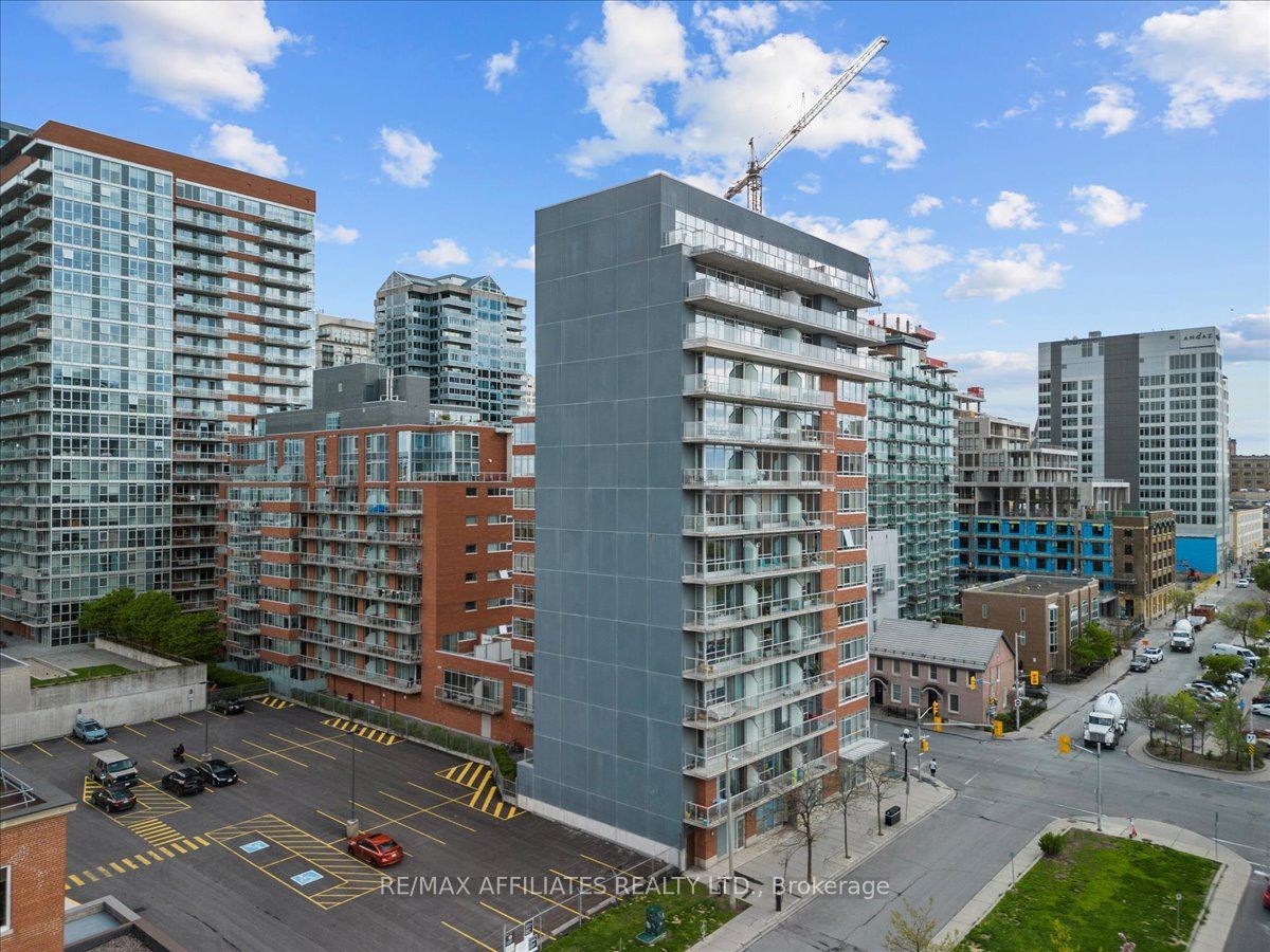 180 York Street 201 Property Photo 41