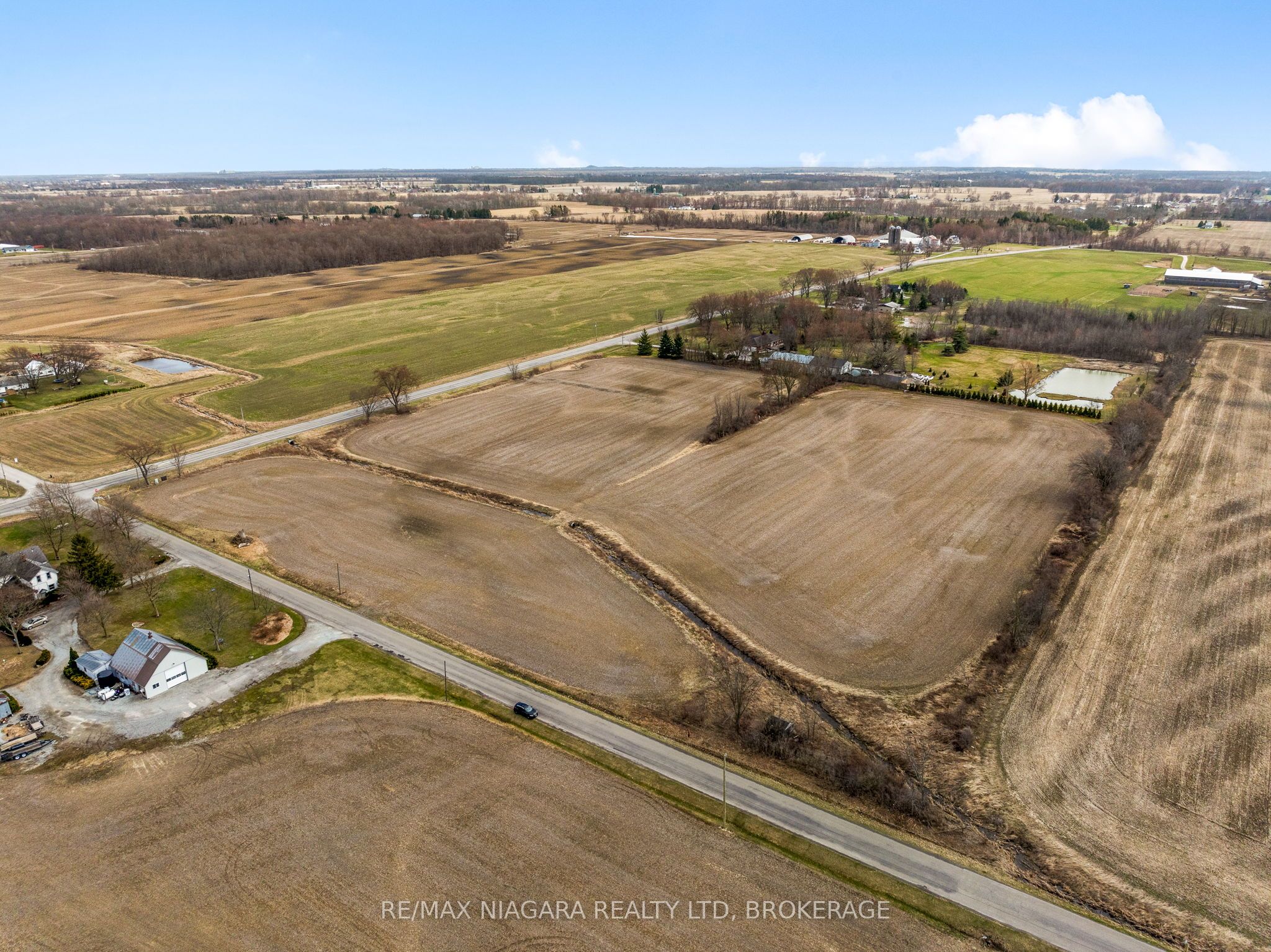 52096 Regional Road 24 Property Photo 1