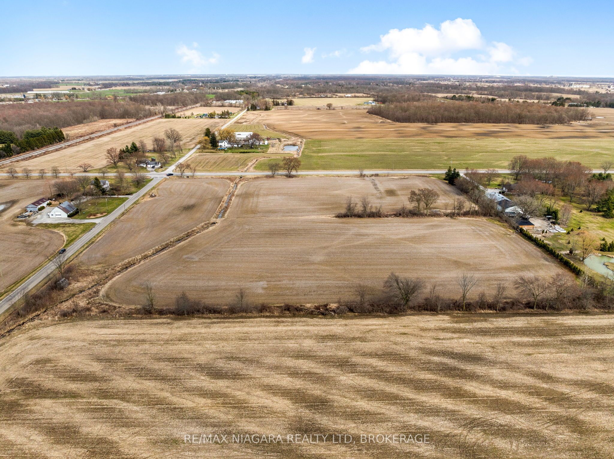 52096 Regional Road 24 Property Photo 2