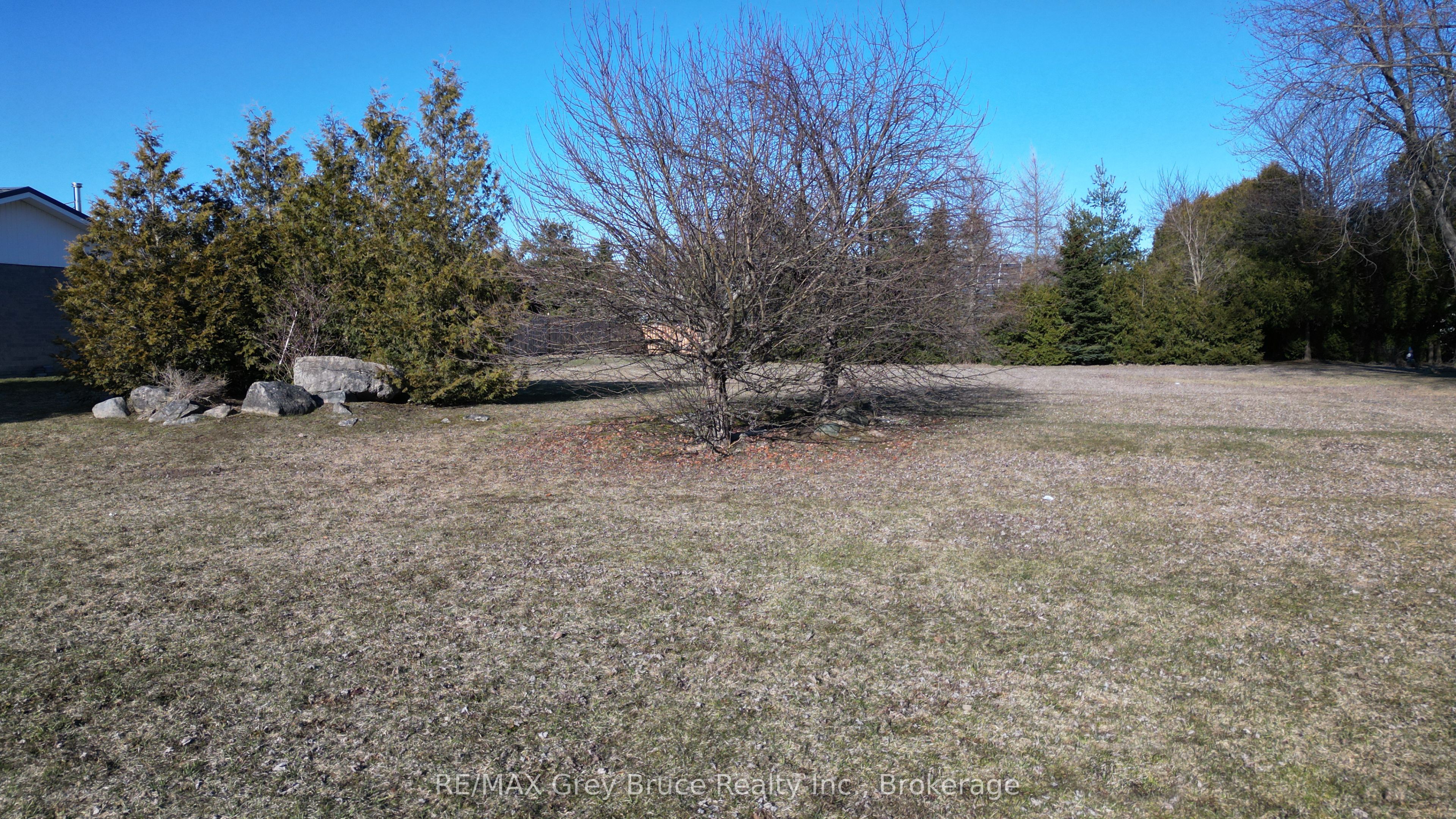 15 Bayfield Street Property Photo 6