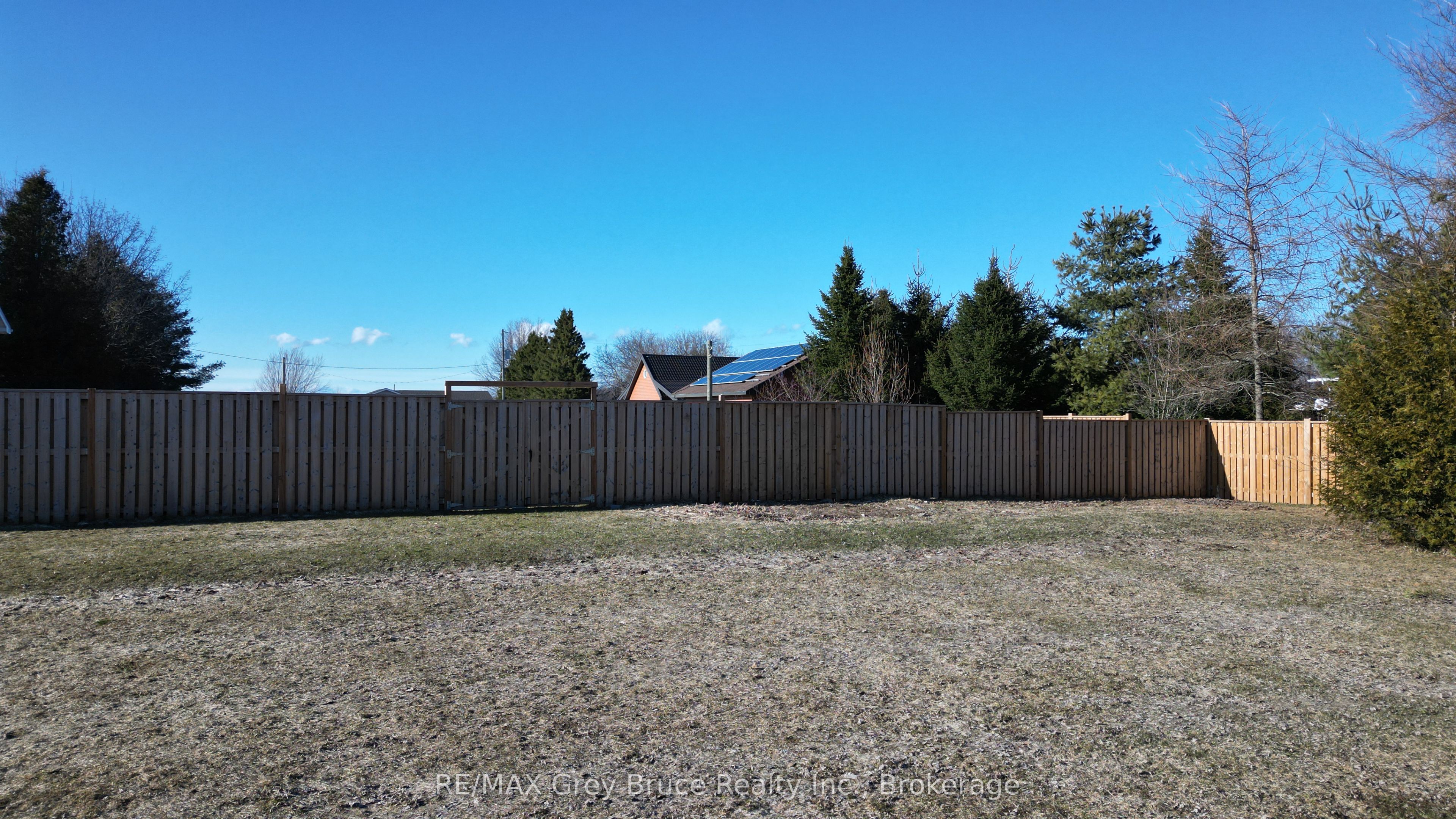 15 Bayfield Street Property Photo 23