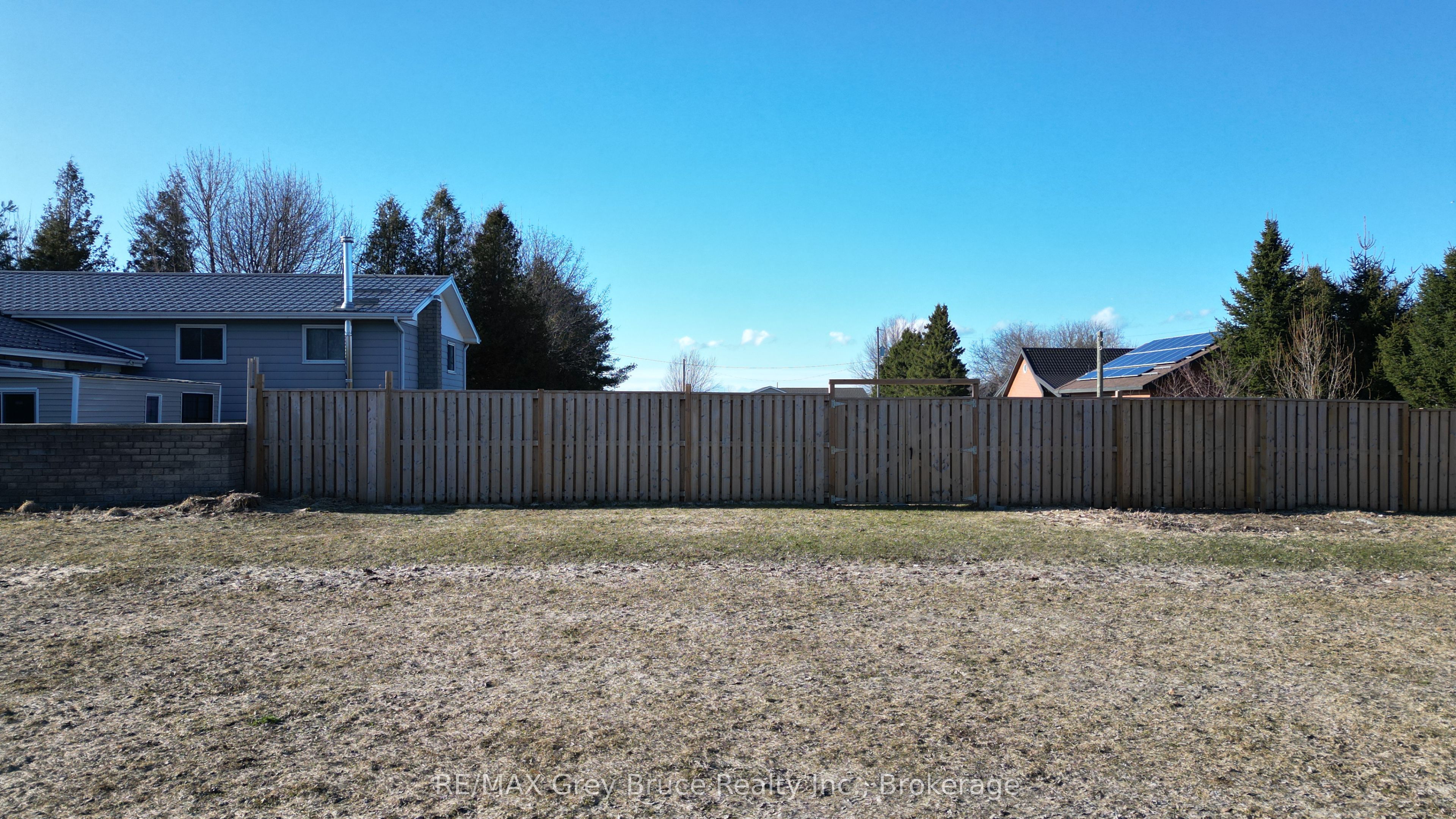 15 Bayfield Street Property Photo 24