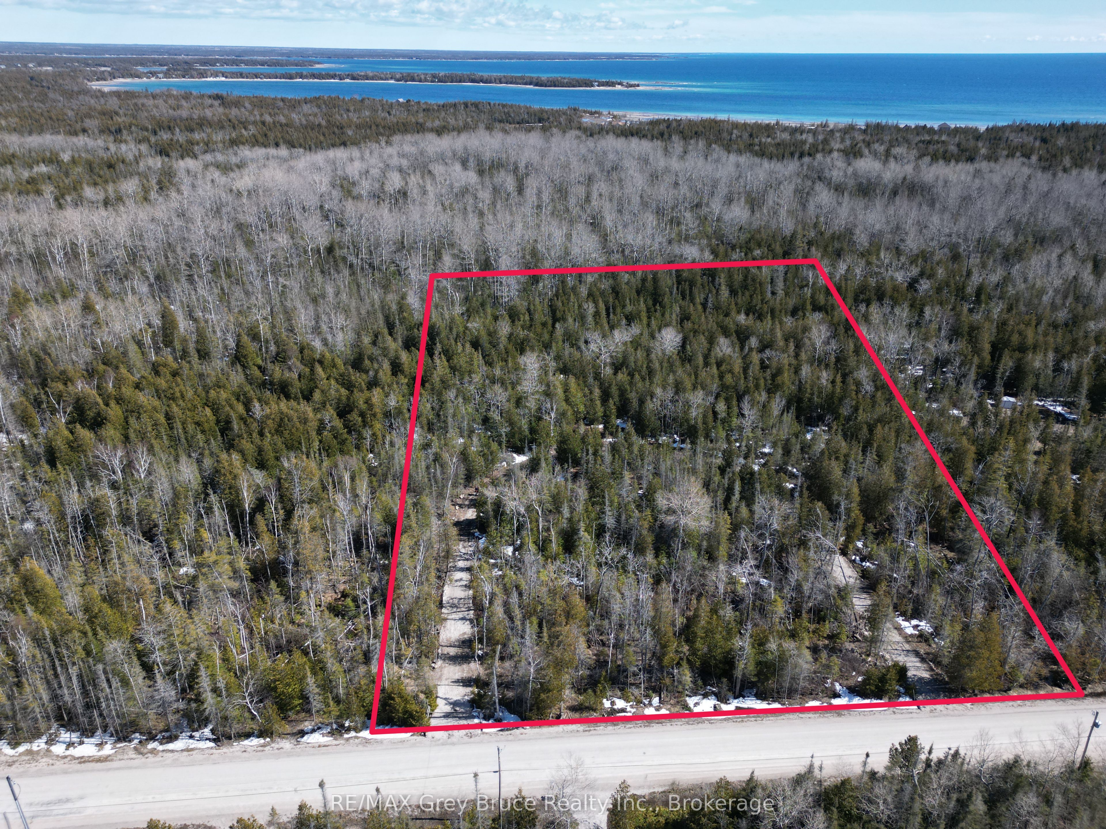 31 Baise Avenue Property Photo 1