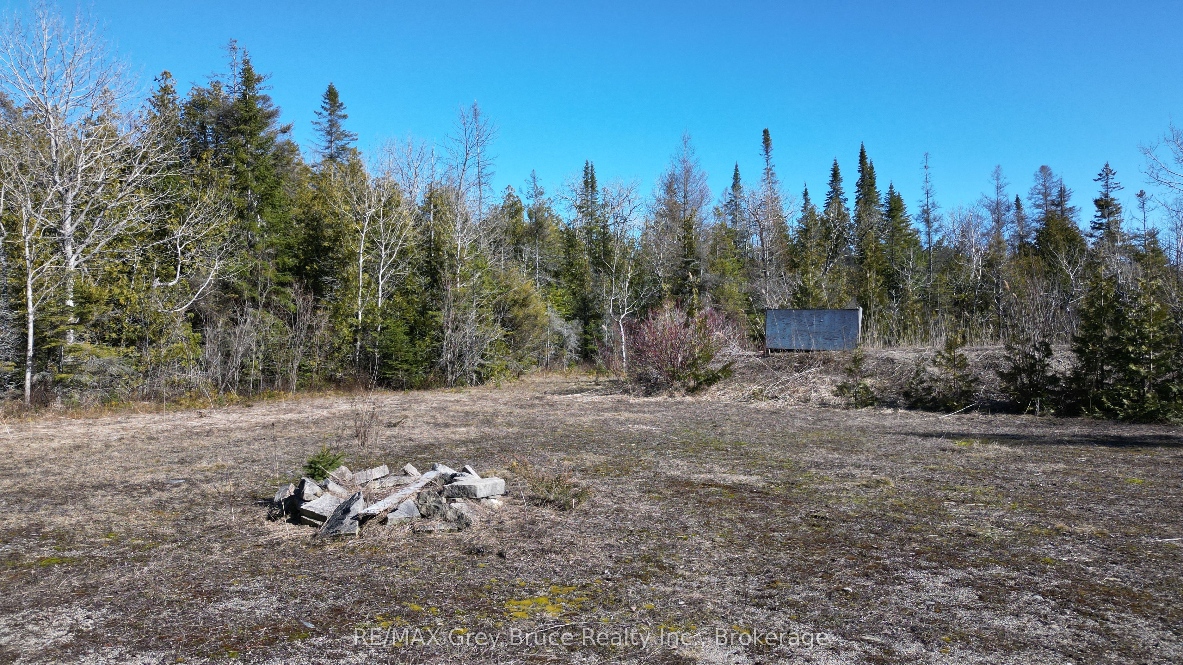 743 Spry Road Property Photo 1