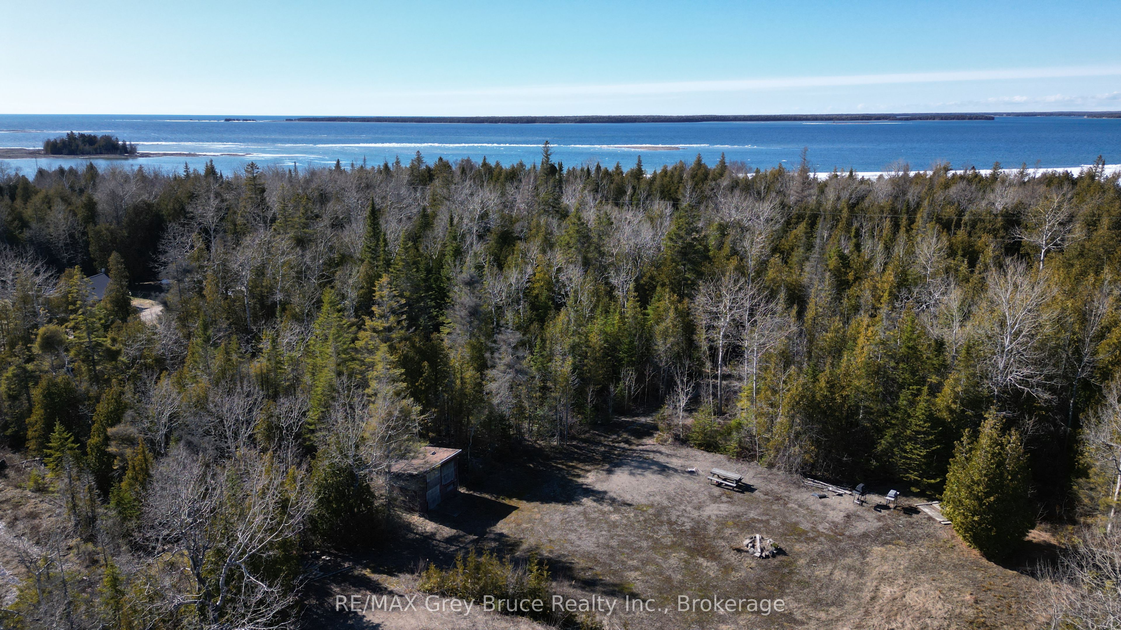 743 Spry Road Property Photo 7