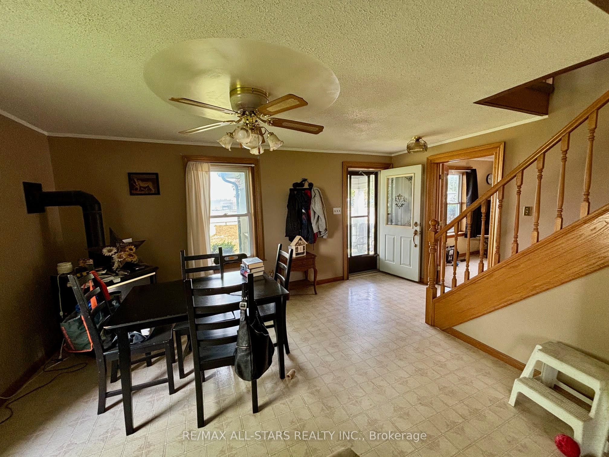 894 Hwy 7 Property Photo 8