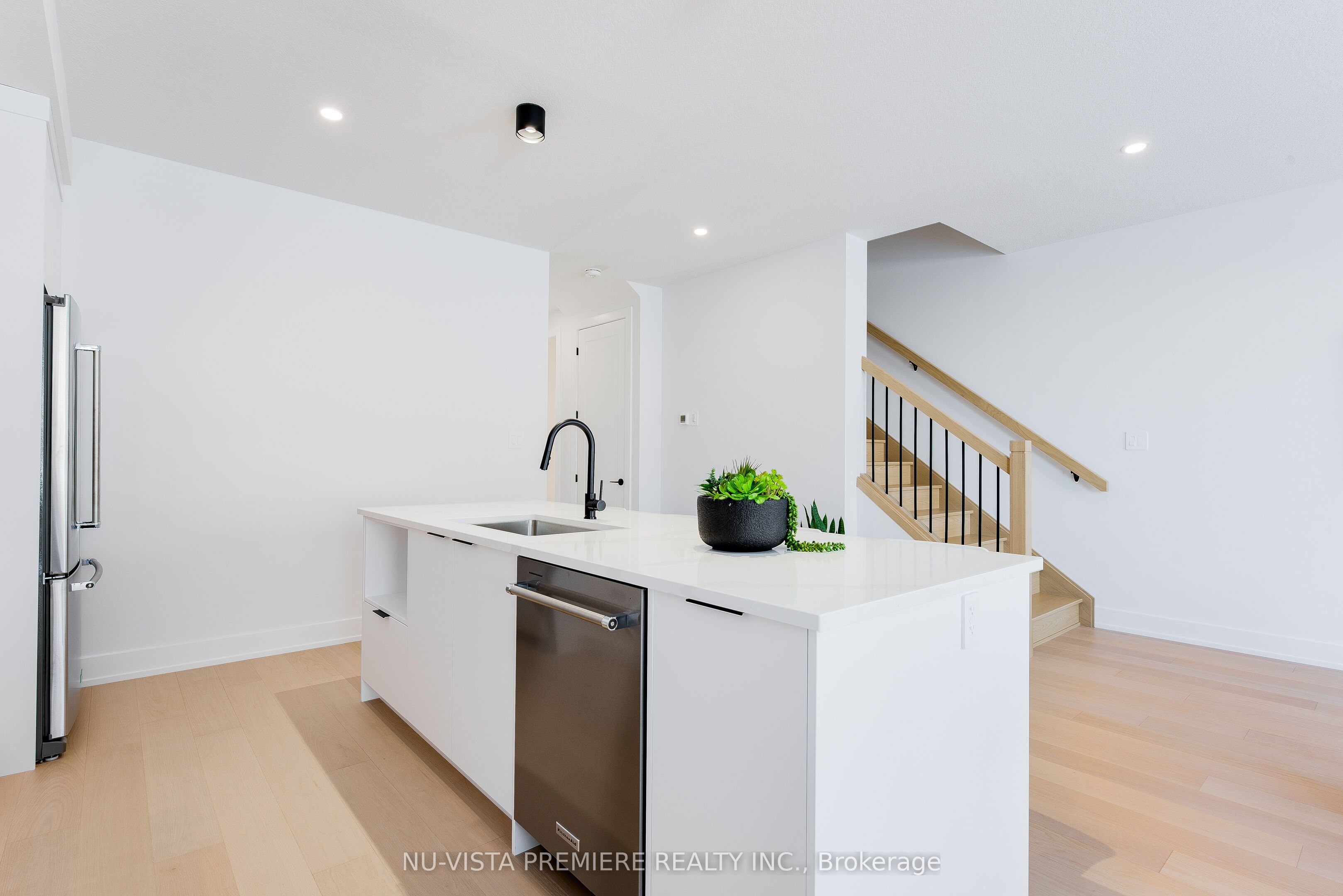 1175 Riverbend Rd Property Photo 17
