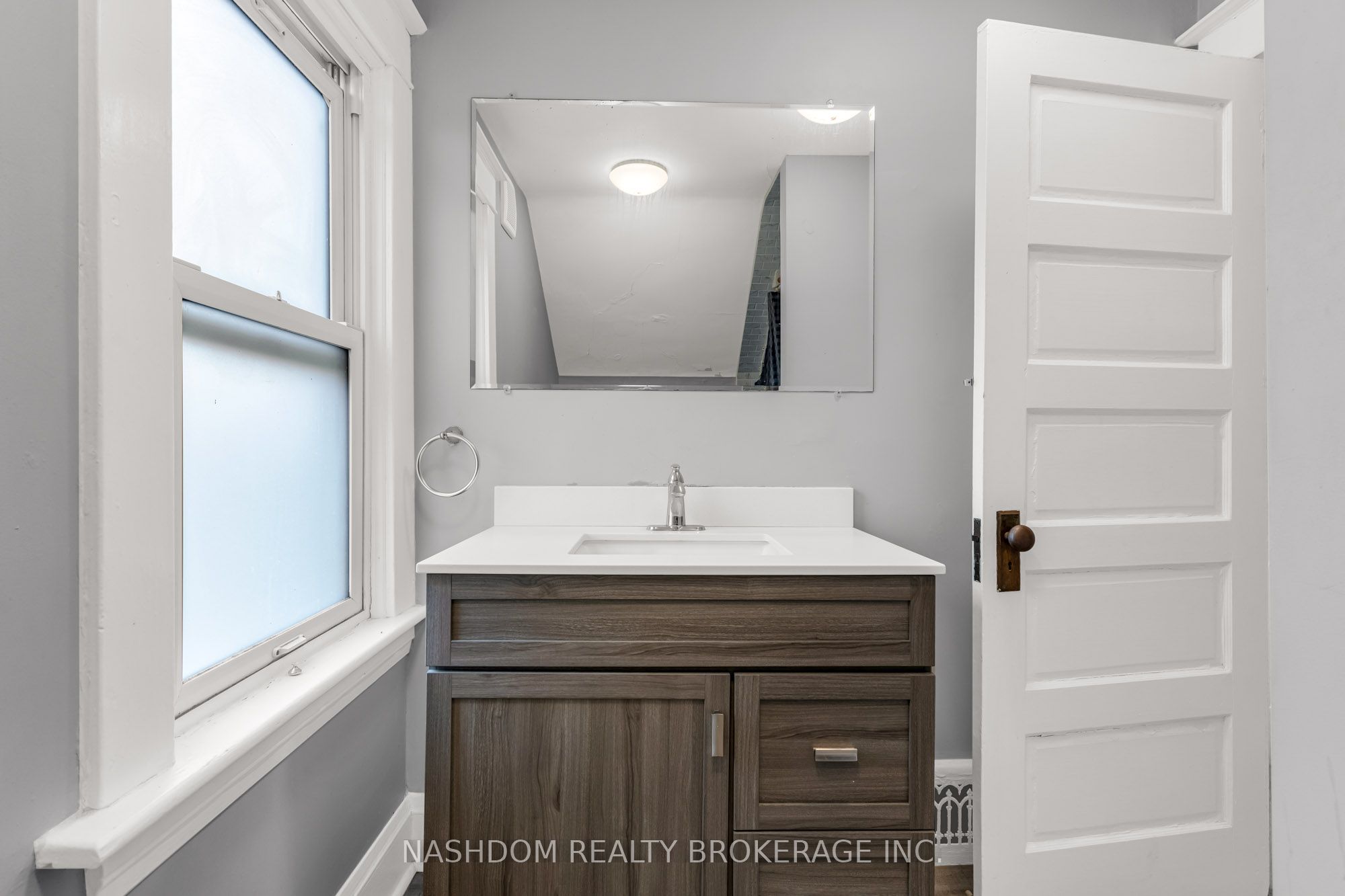 6510 Drummond Road Property Photo 9