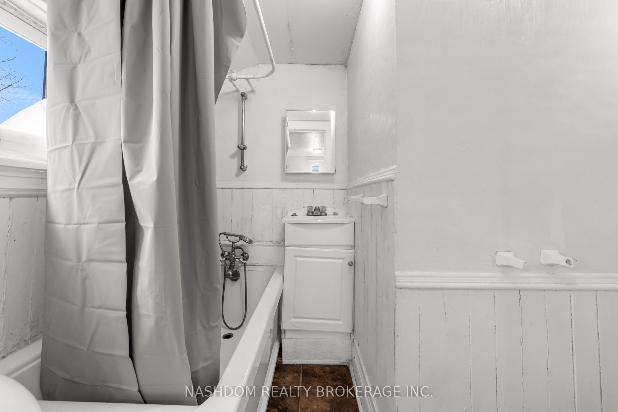 6510 Drummond Road Property Photo 15