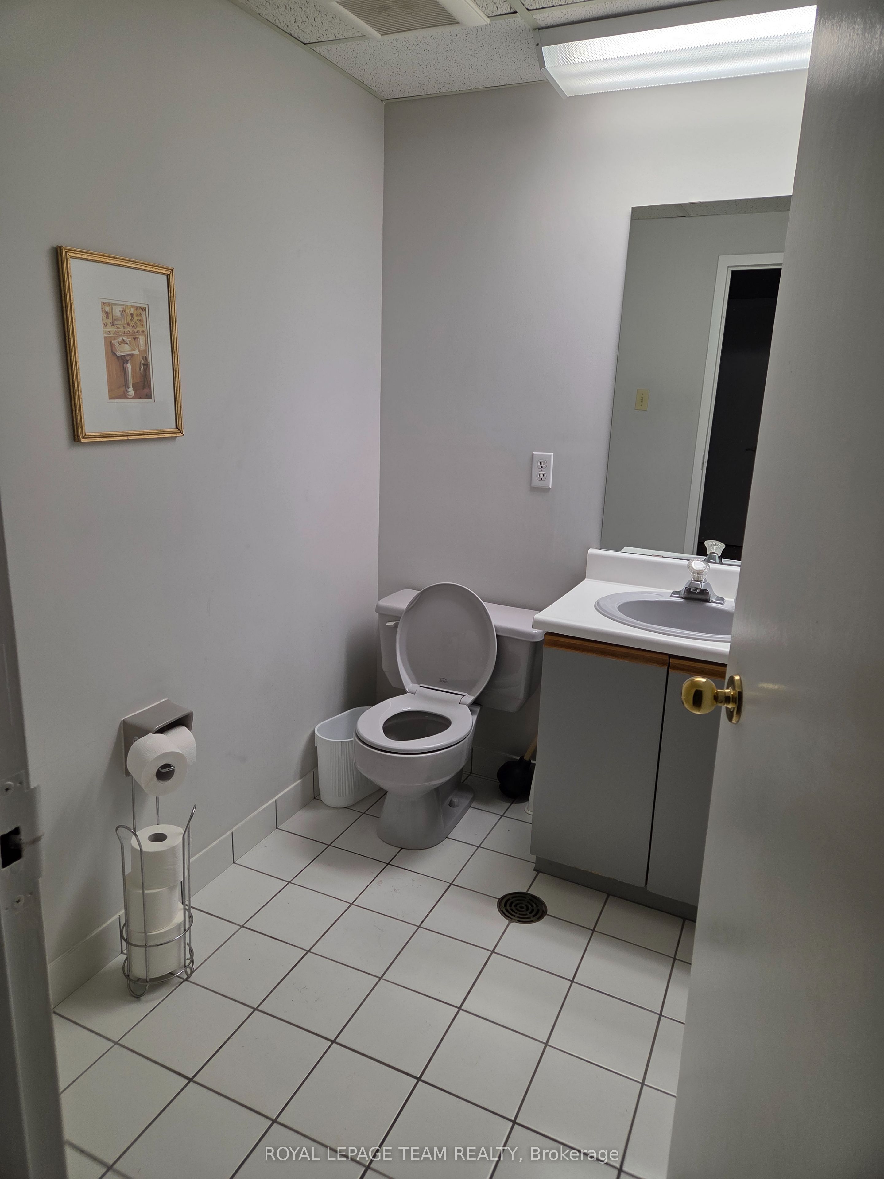 #2 - 58 Antares Drive Property Photo 12