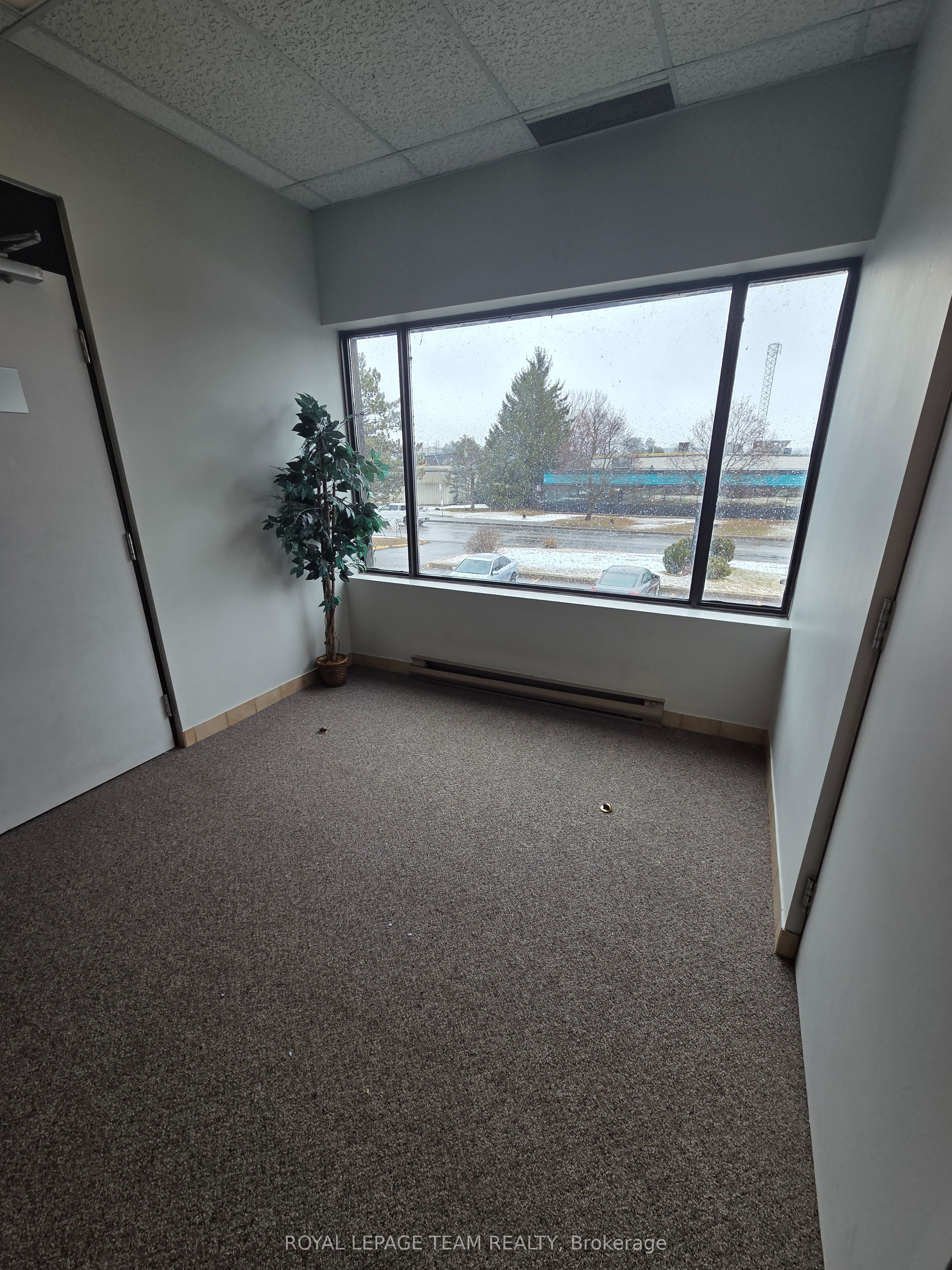 #2 - 58 Antares Drive Property Photo 13