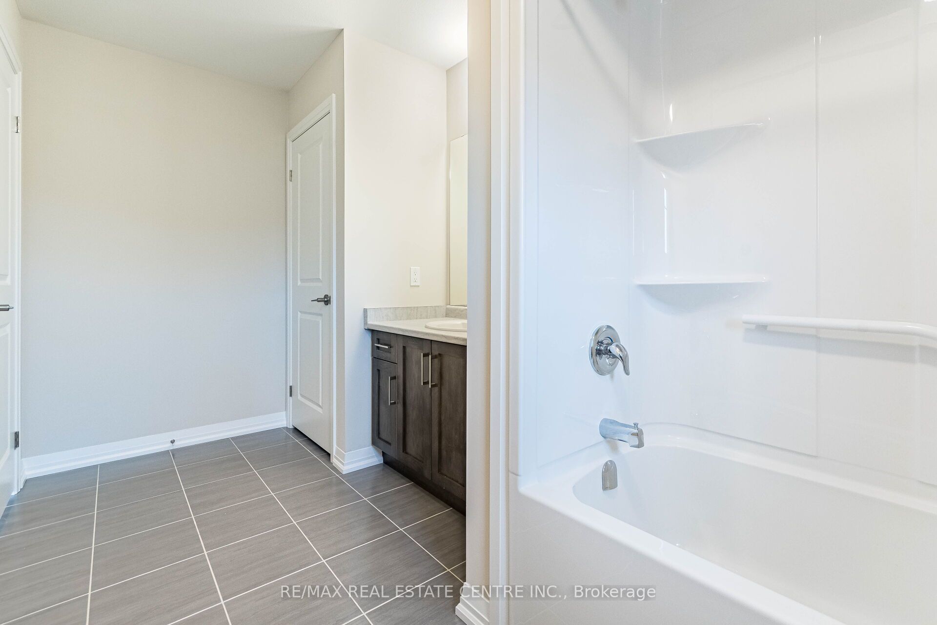 88 Acacia Road Property Photo 27