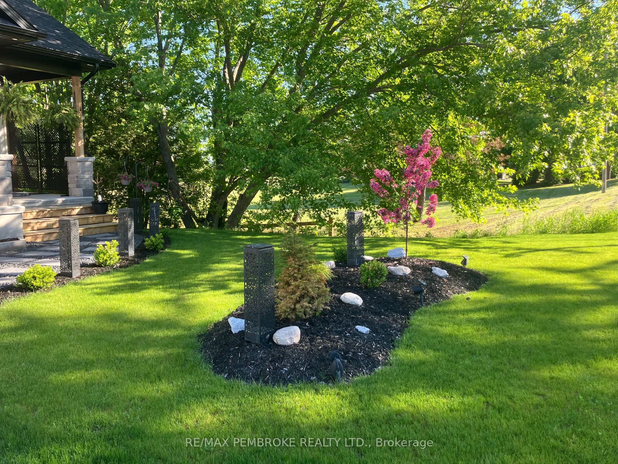 9 Smith Street Property Photo 4