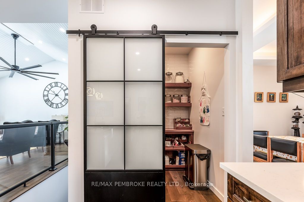 9 Smith Street Property Photo 12