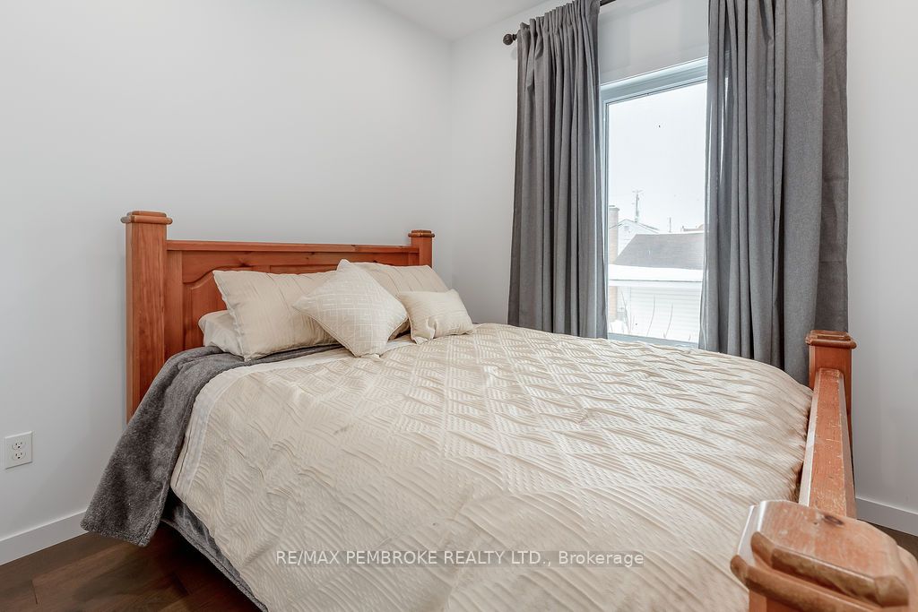9 Smith Street Property Photo 17