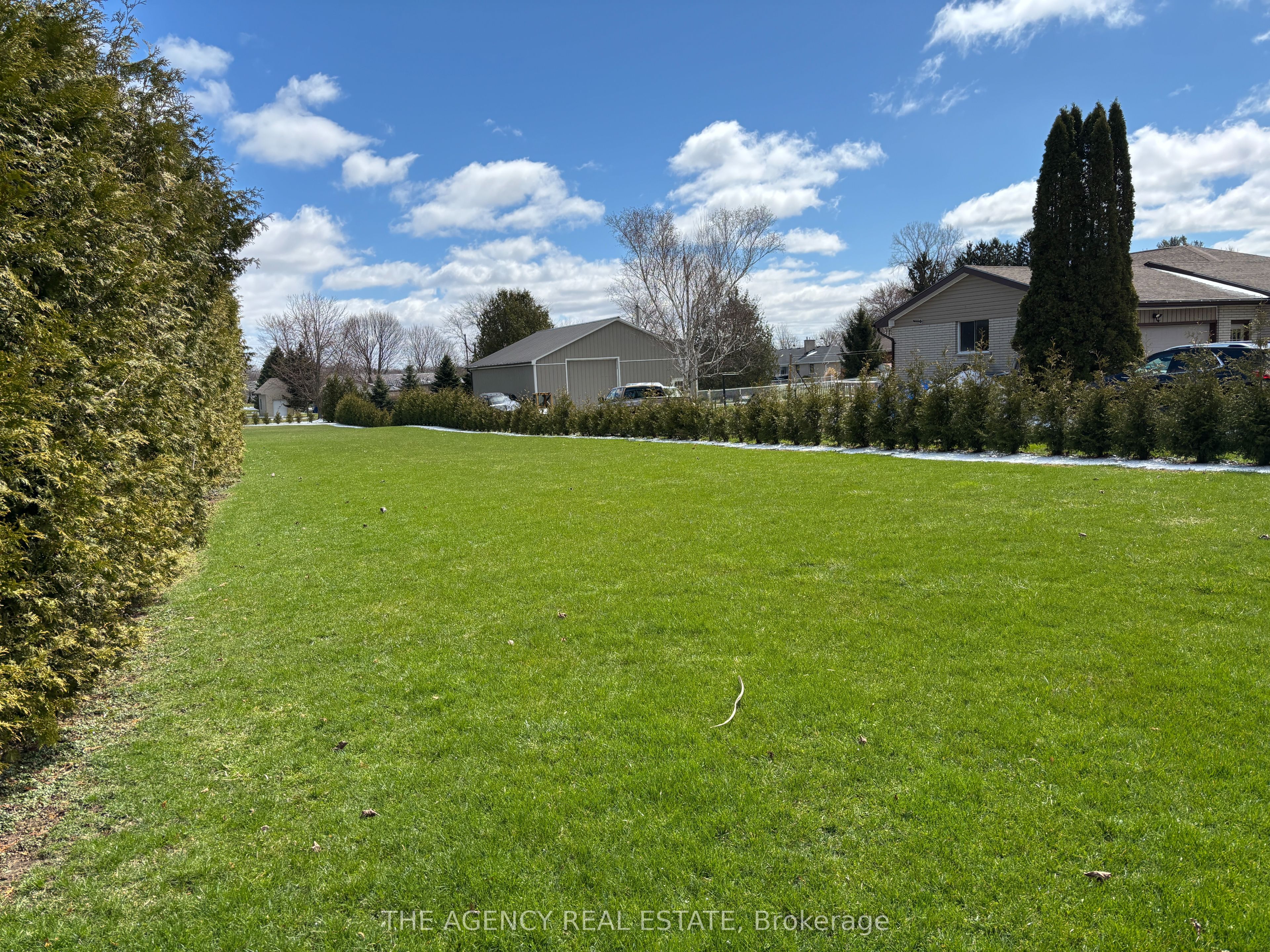 98 Coulter Avenue Property Photo 1