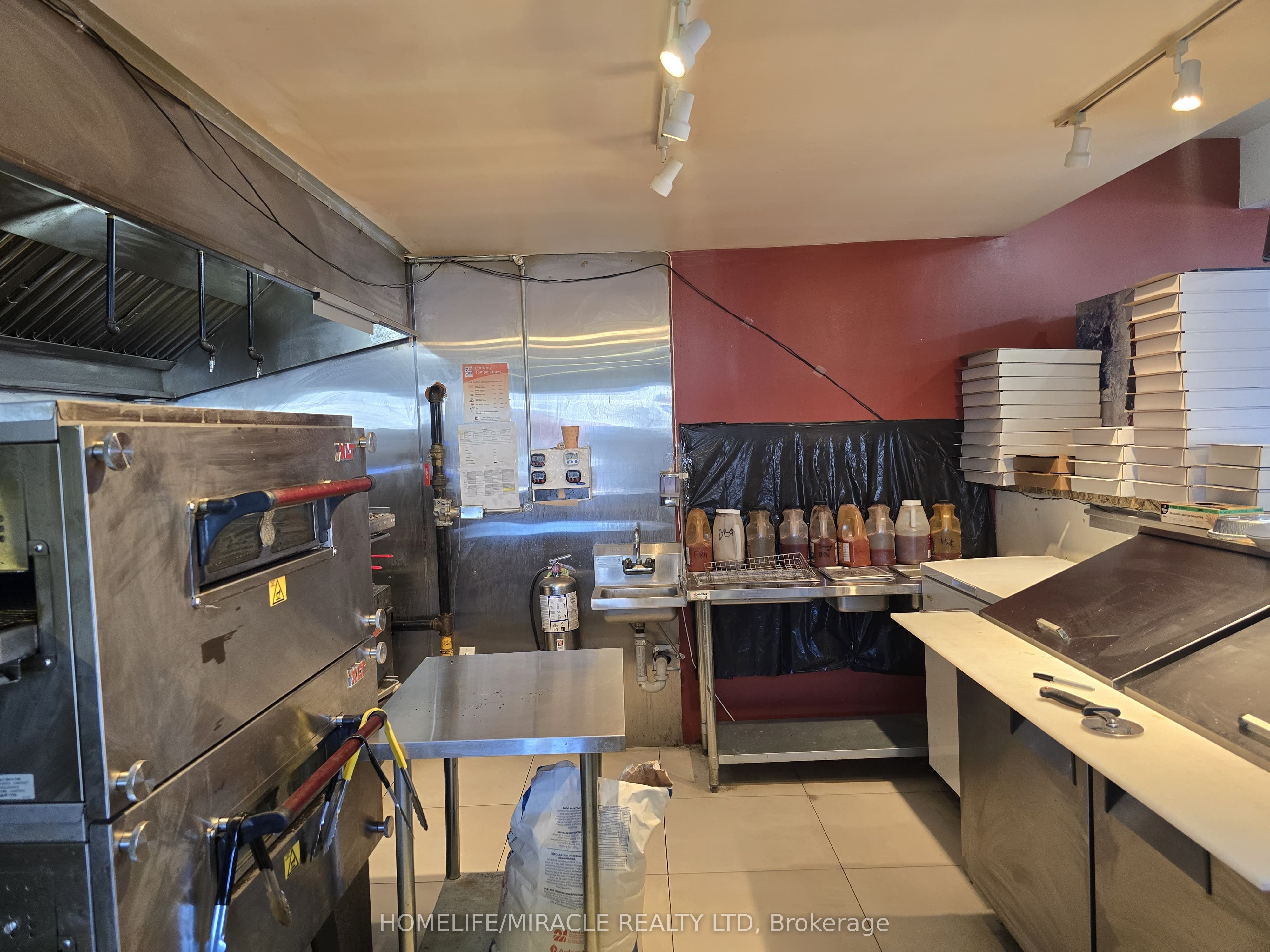 760 Concession Street Property Photo 6
