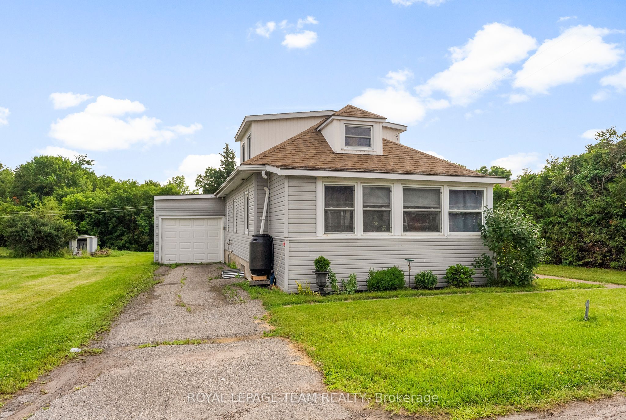253 Mclean Street Property Photo 1