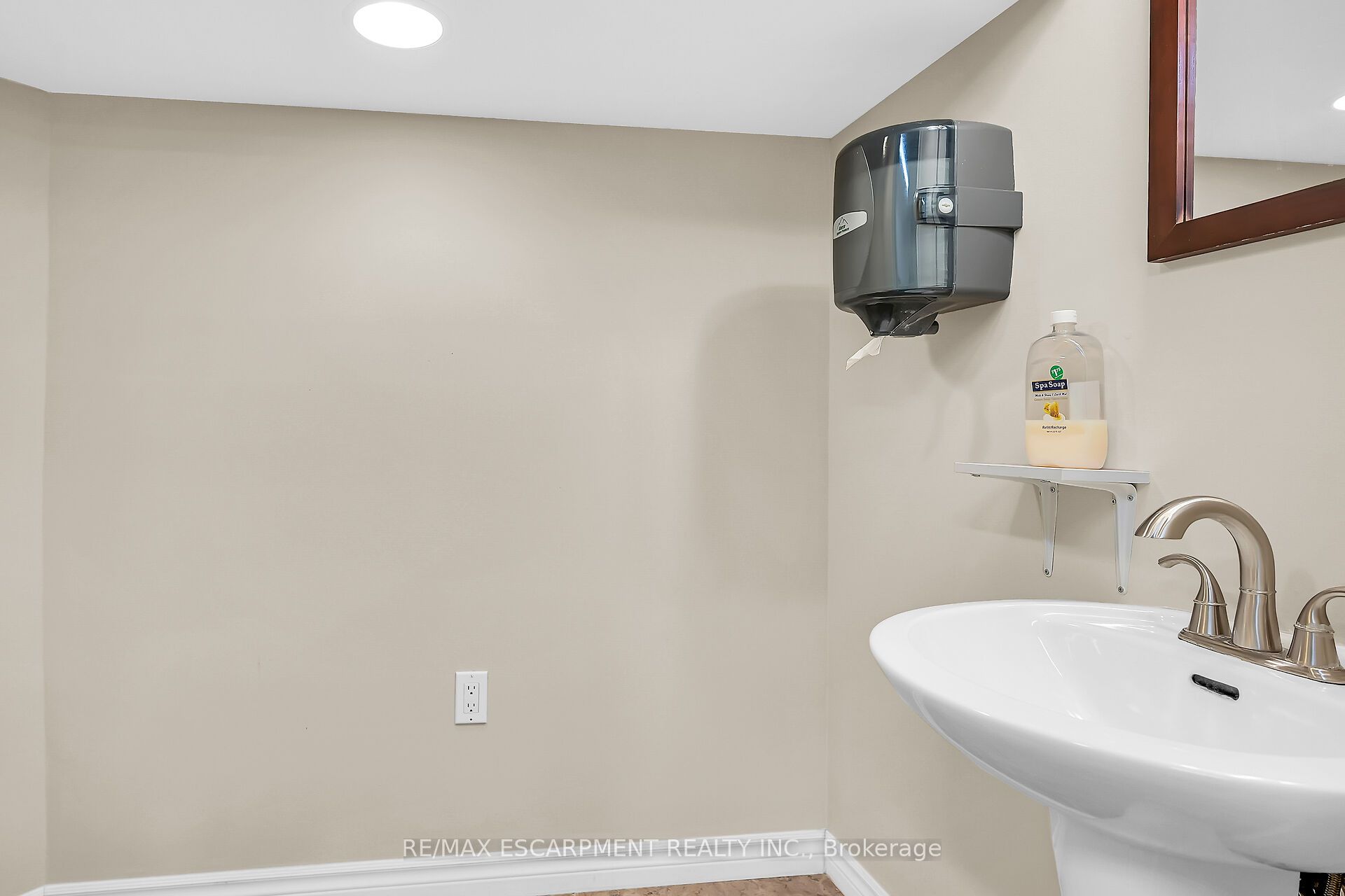#7 - 1406 Osprey Drive Property Photo 30