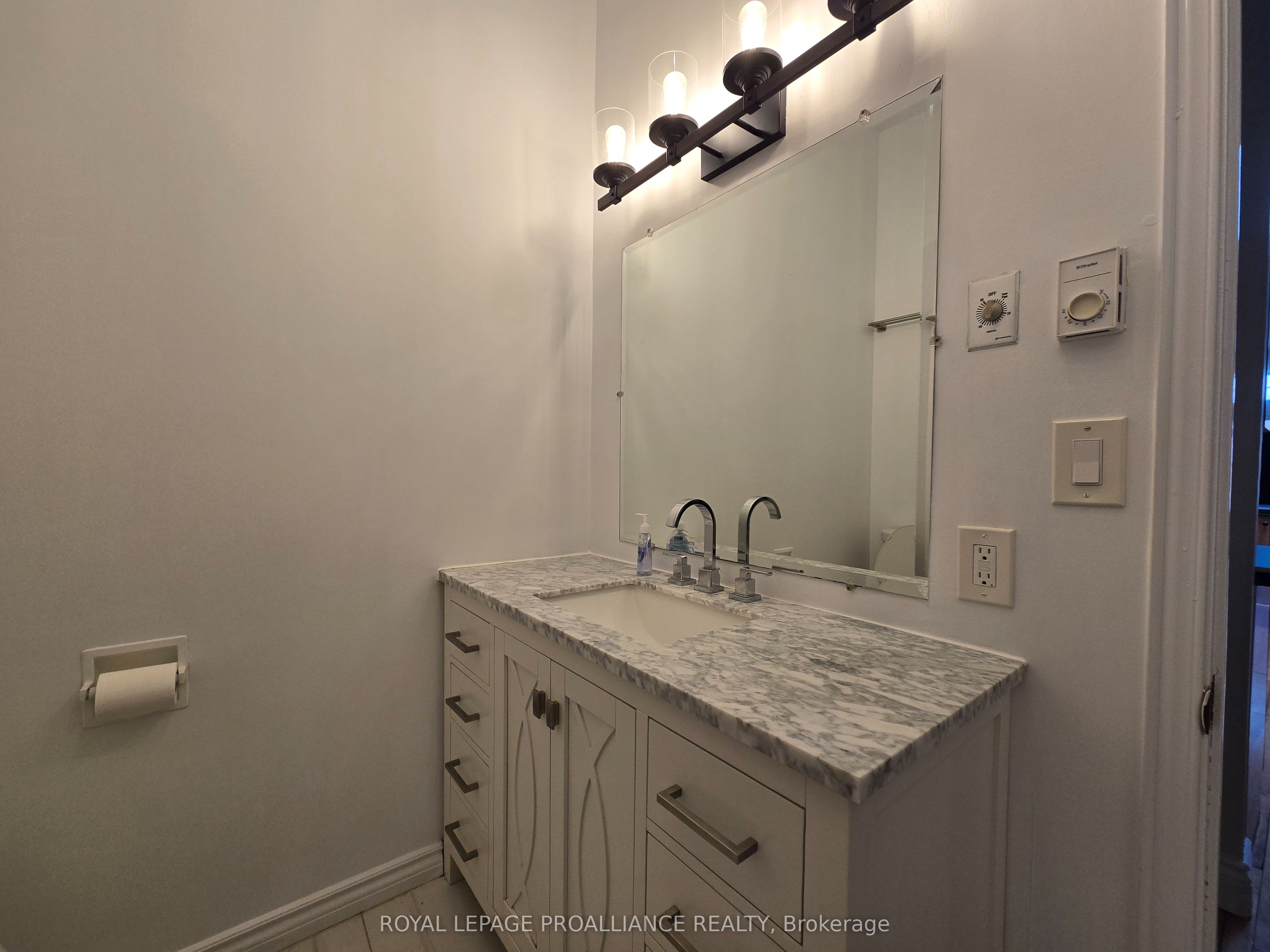 291 Front Street Property Photo 20