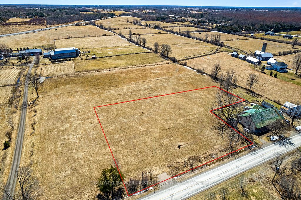 1793 Drummond 7th Concession Property Photo 11