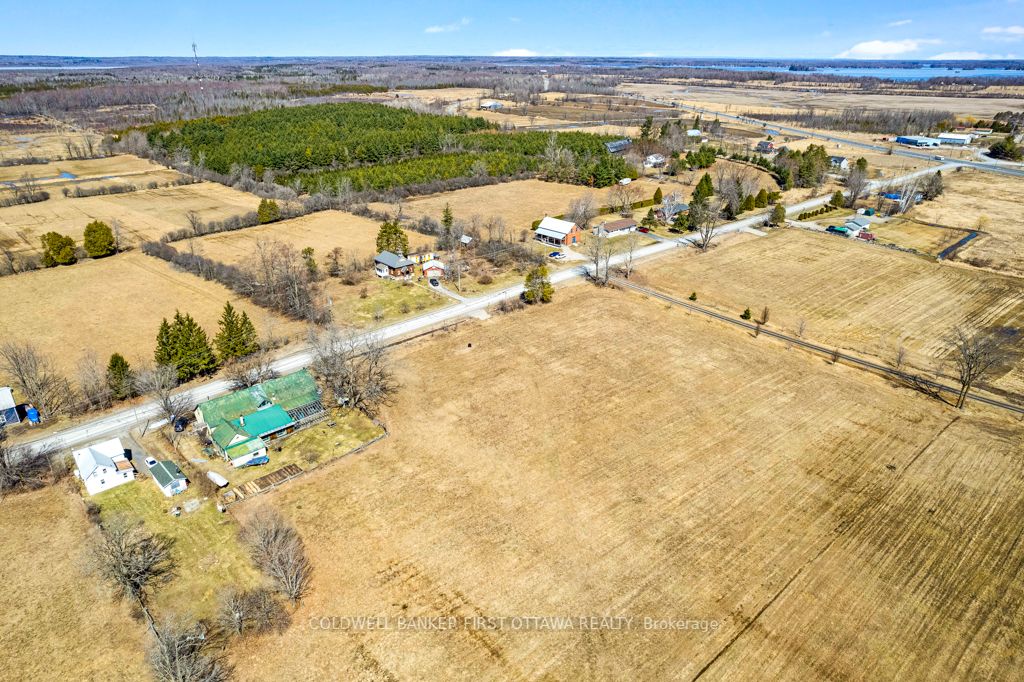 1793 Drummond 7th Concession Property Photo 13