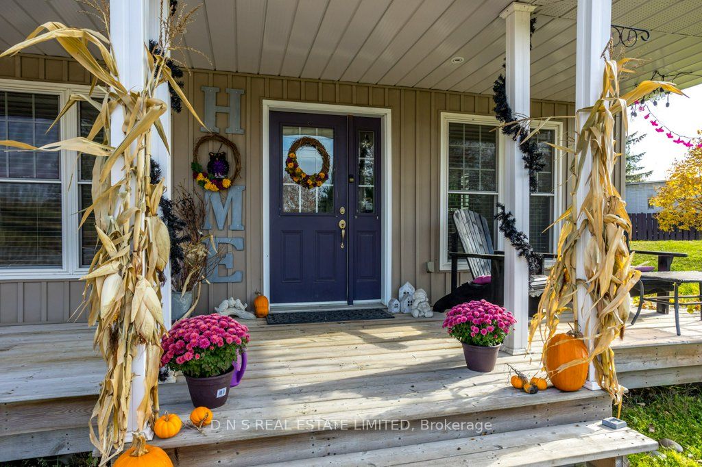 2219 Burnham Line Property Photo 2