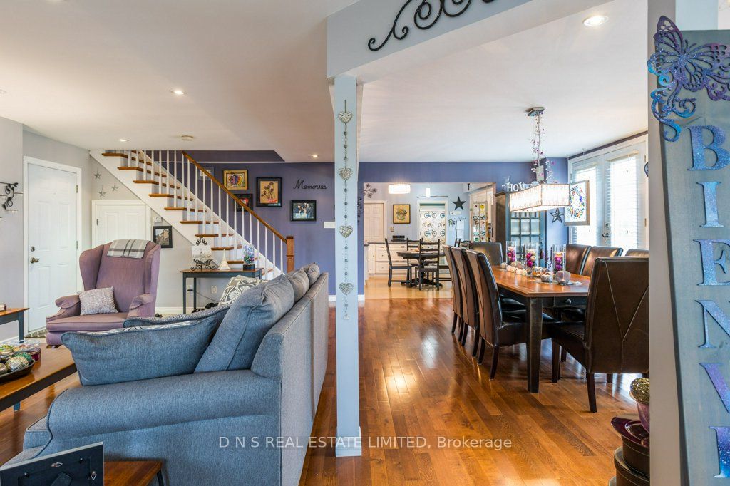 2219 Burnham Line Property Photo 5