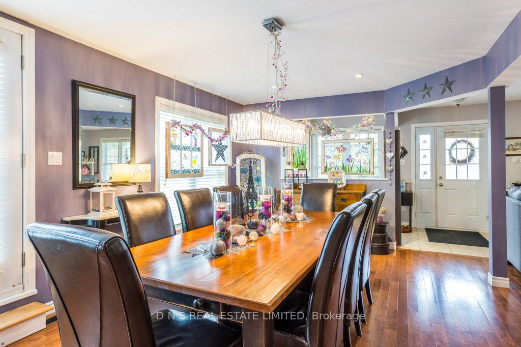 2219 Burnham Line Property Photo 9