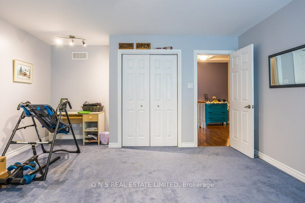 2219 Burnham Line Property Photo 27