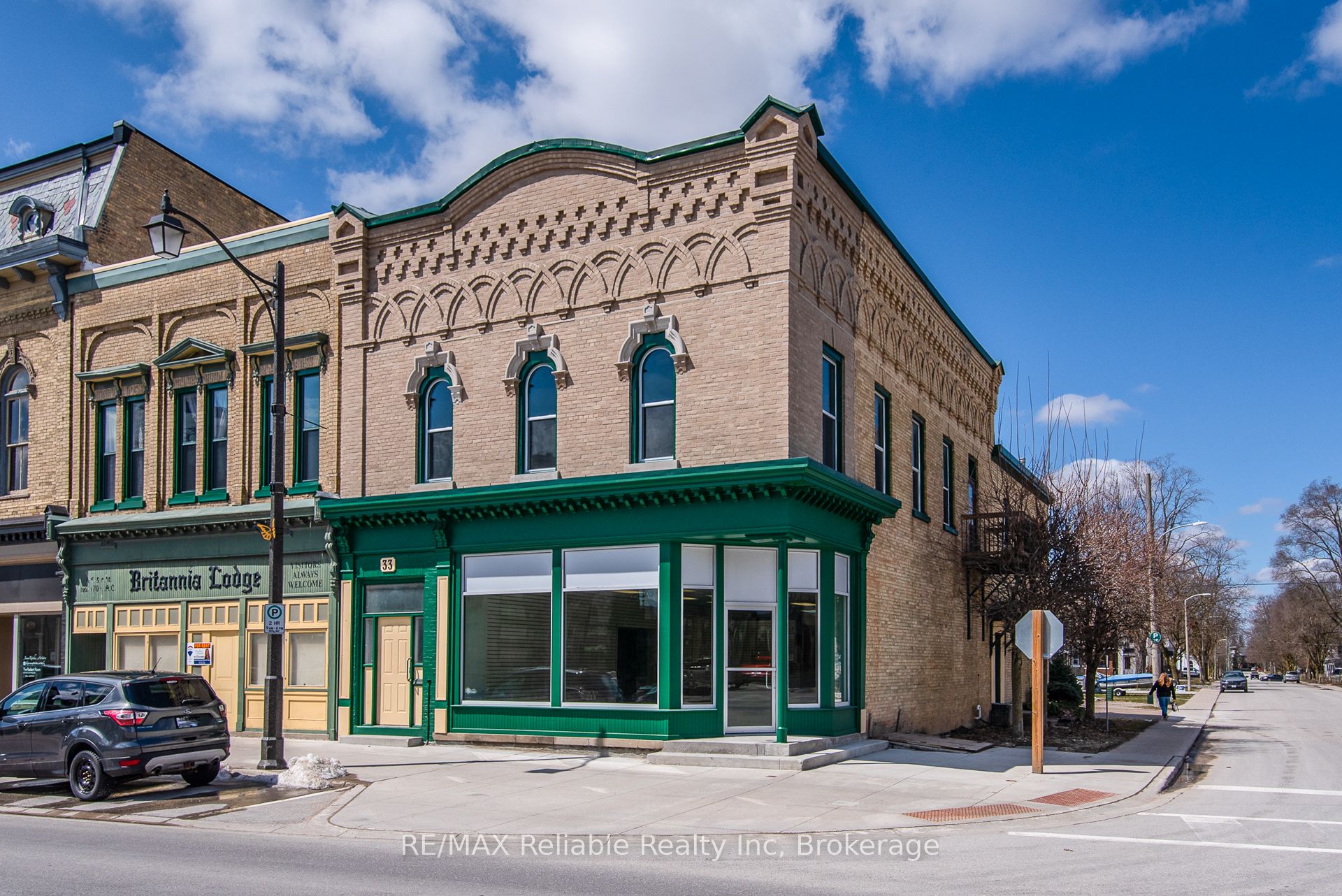 33 Main Street Property Photo 1