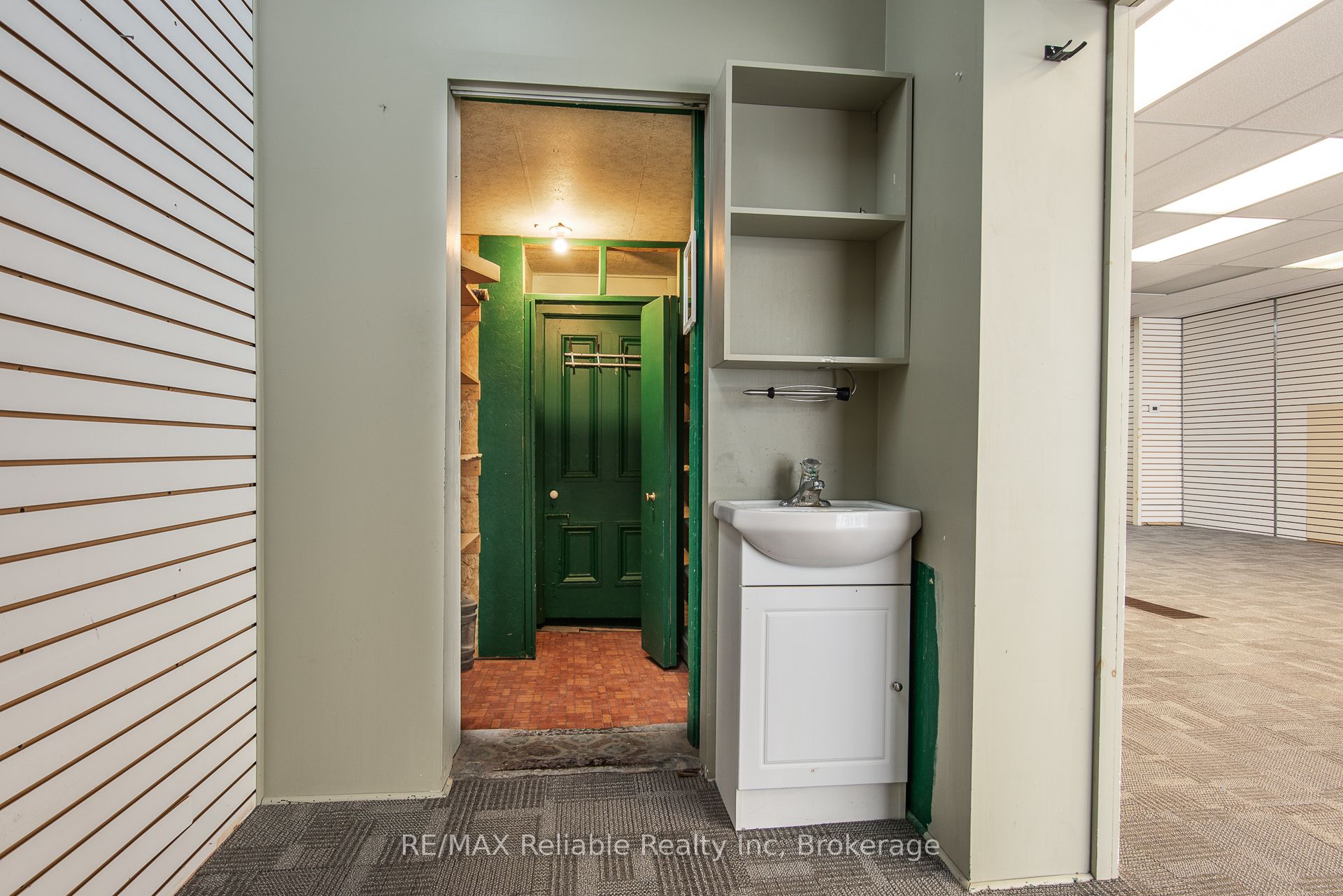 33 Main Street Property Photo 19