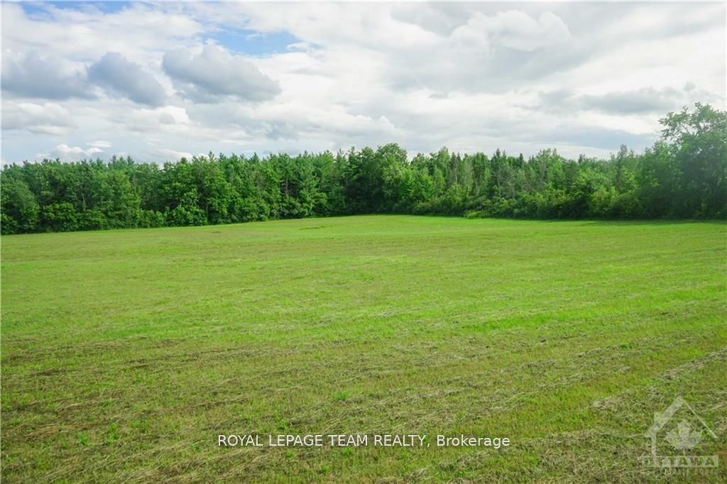 8530 Victoria Street Property Photo 1