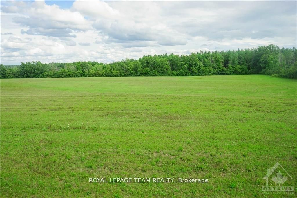 8530 Victoria Street Property Photo 3