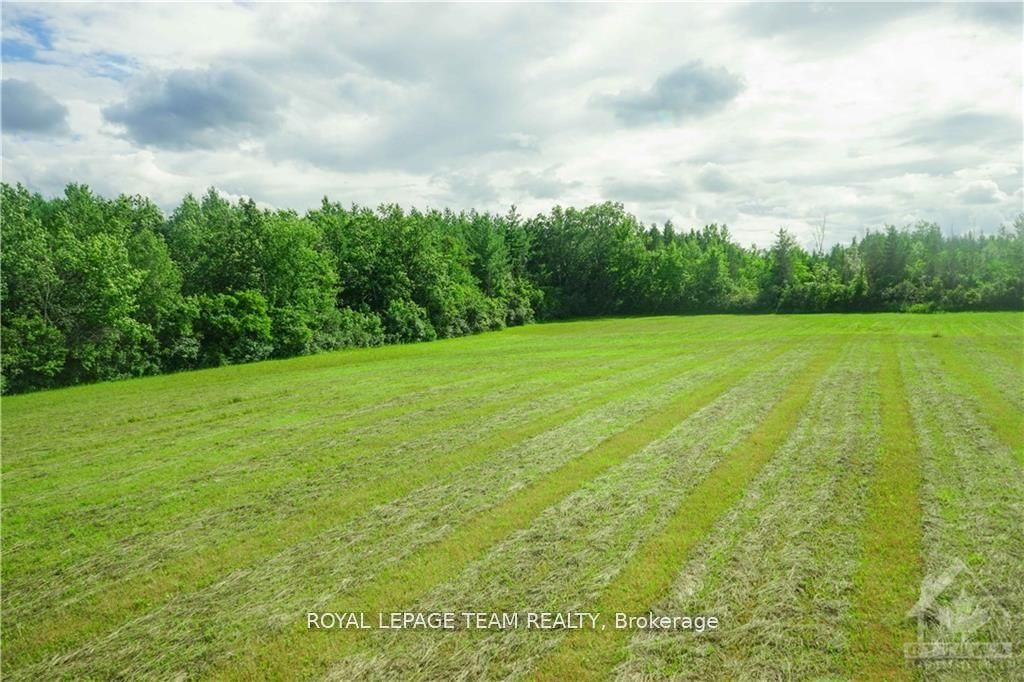 8530 Victoria Street Property Photo 6