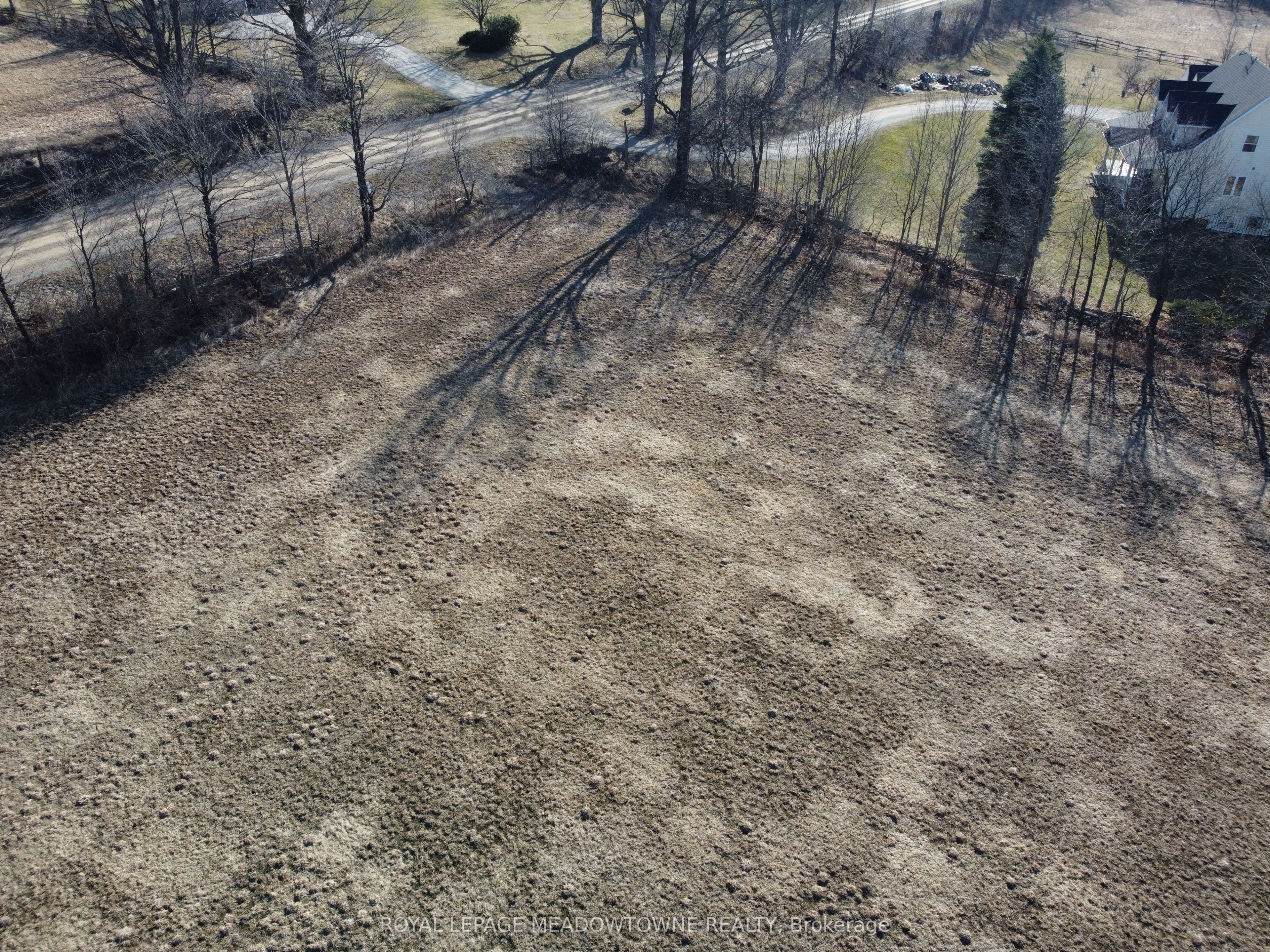 5258 Third Line Property Photo 6