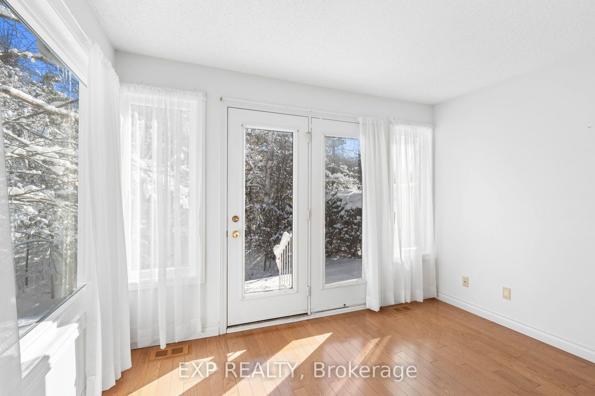 1 Heather Glen Court Property Photo 12