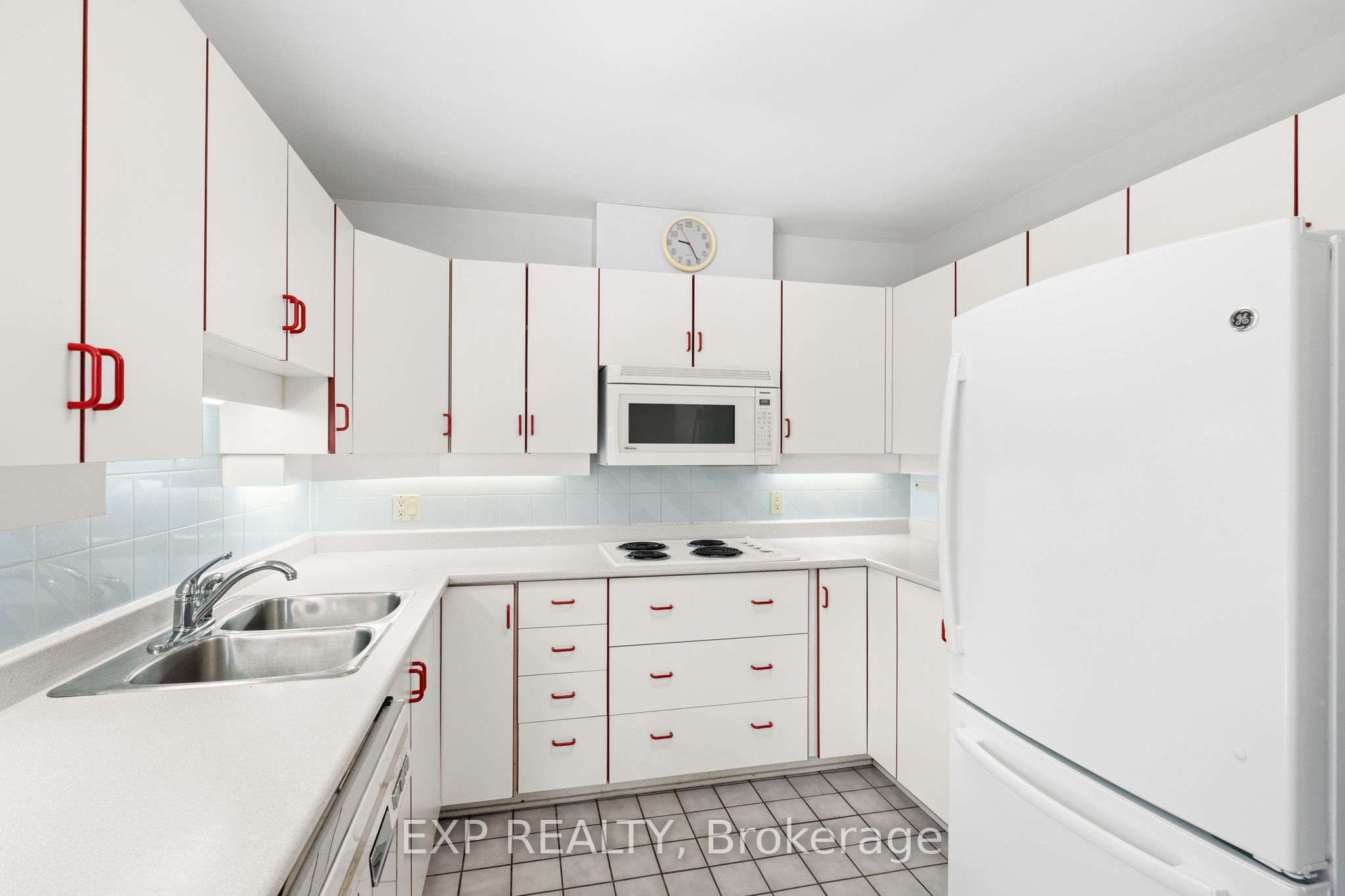 1 Heather Glen Court Property Photo 15