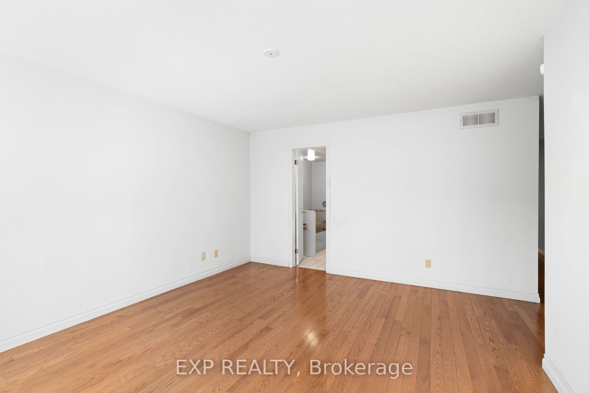 1 Heather Glen Court Property Photo 25