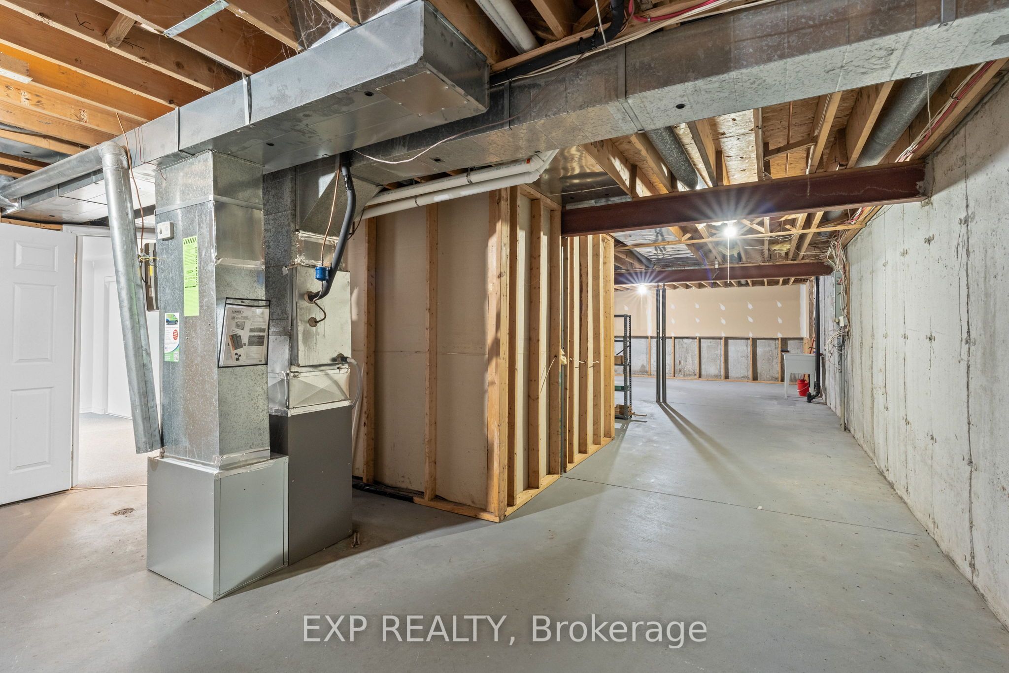 1 Heather Glen Court Property Photo 37