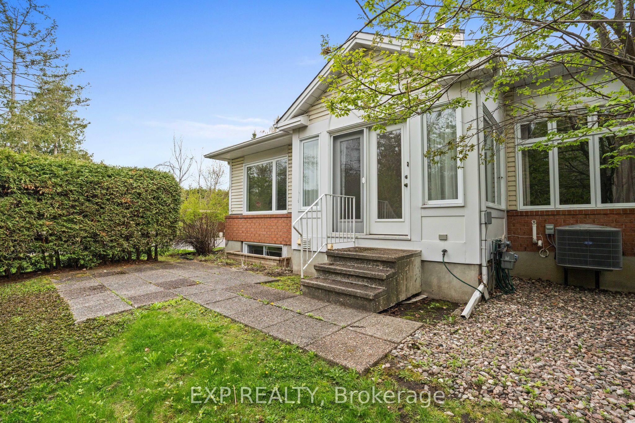 1 Heather Glen Court Property Photo 40