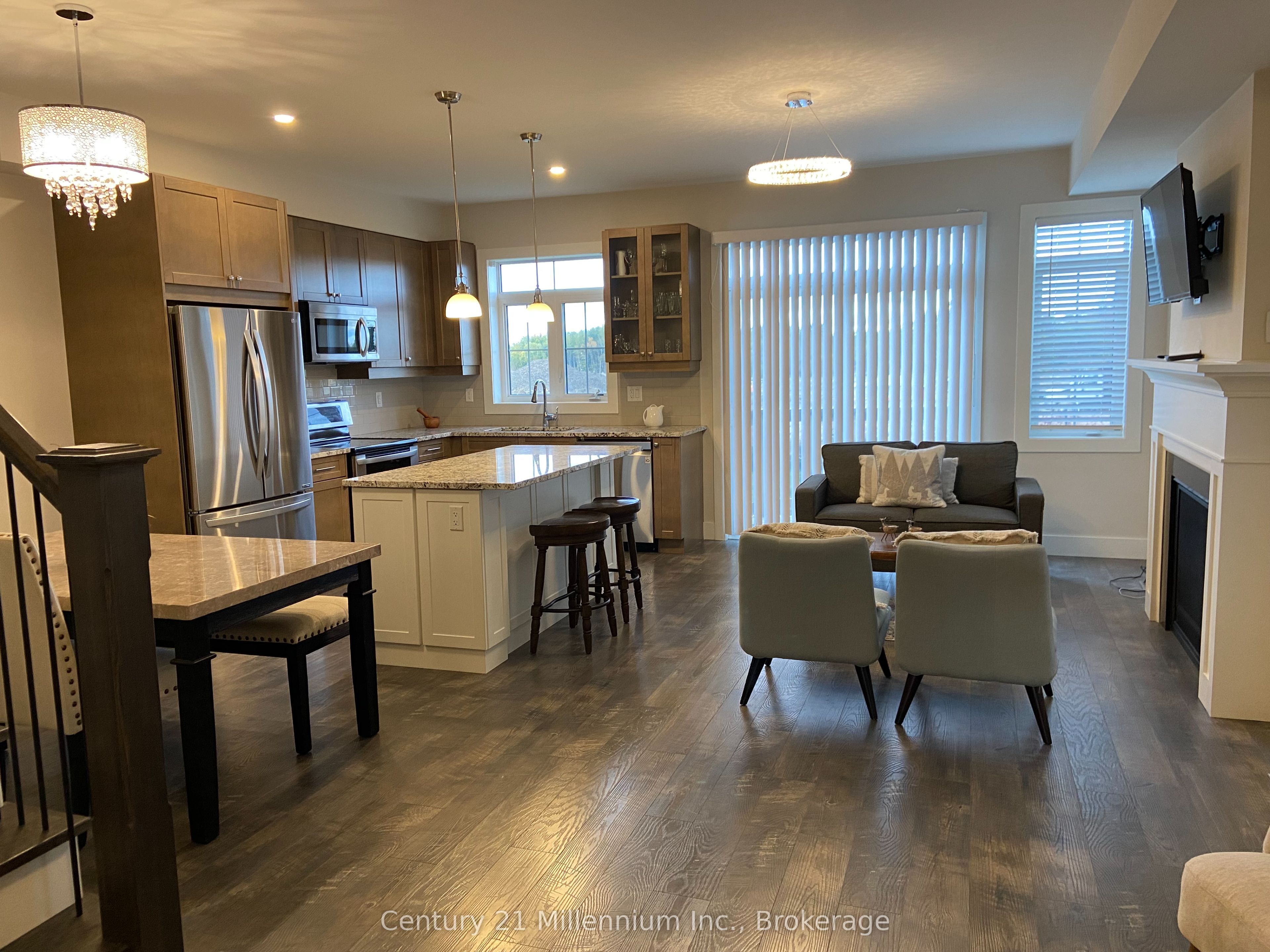158 Red Pine Street Property Photo 13
