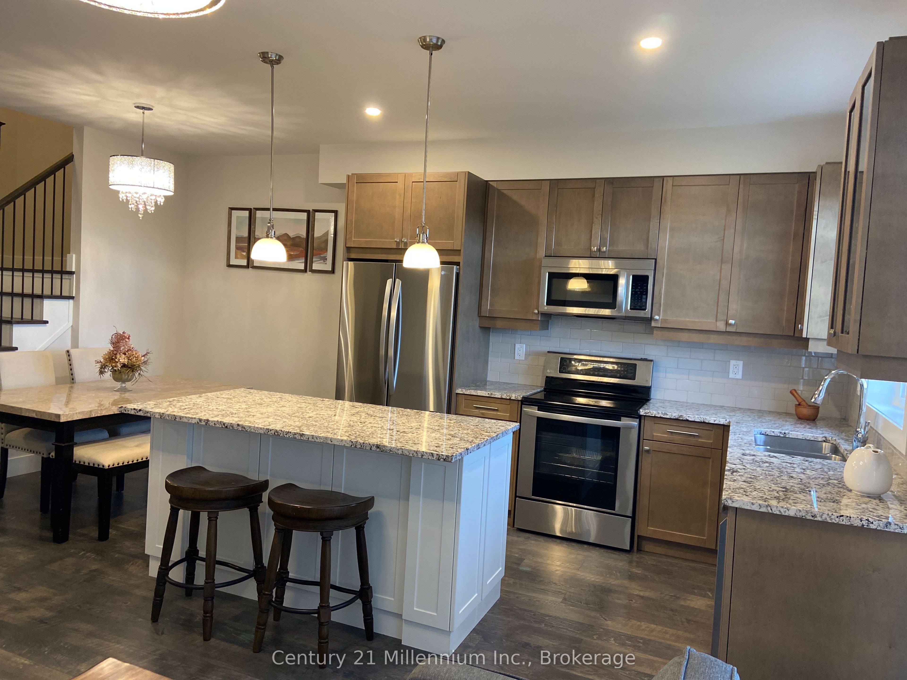 158 Red Pine Street Property Photo 15