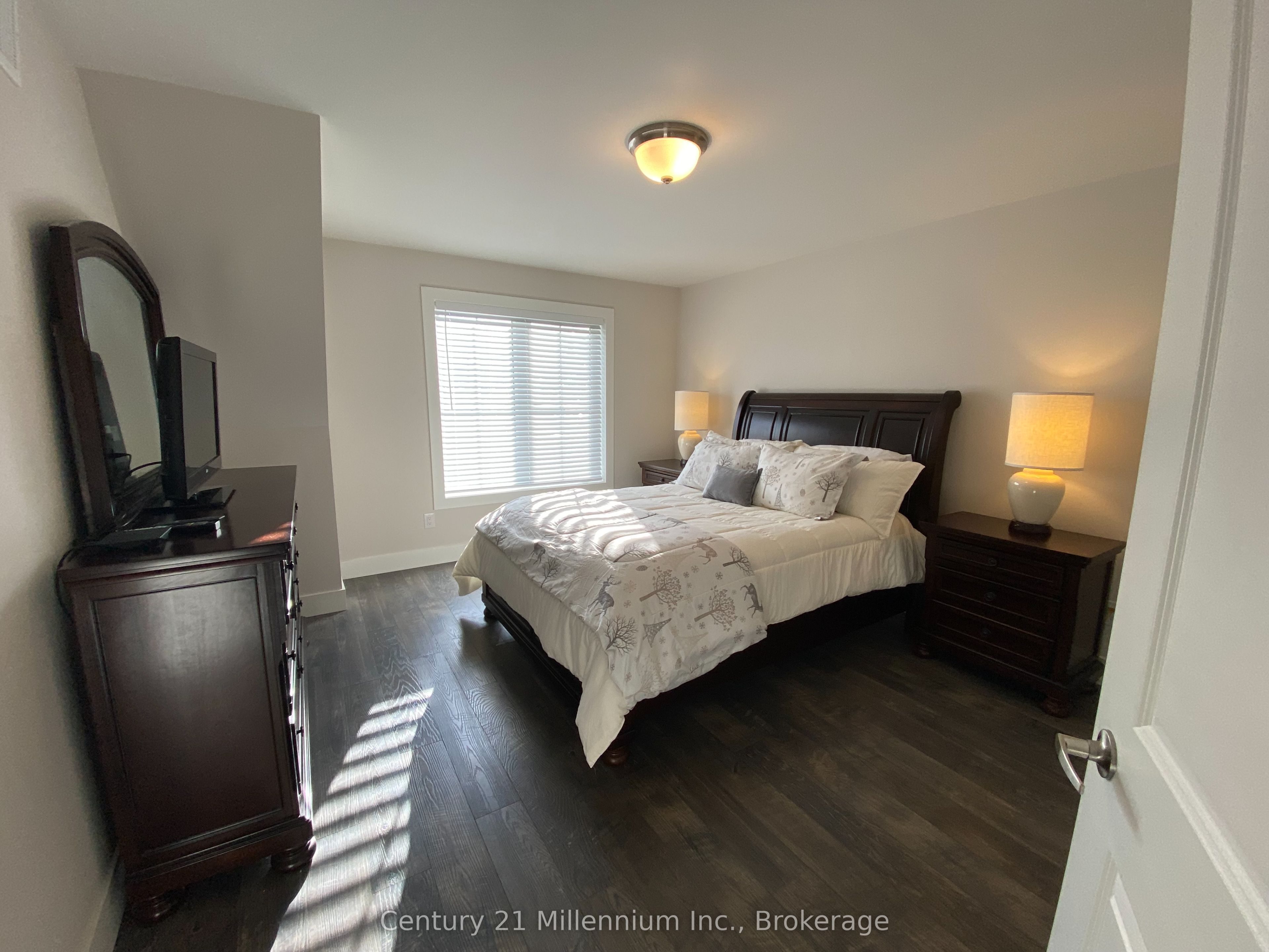 158 Red Pine Street Property Photo 18