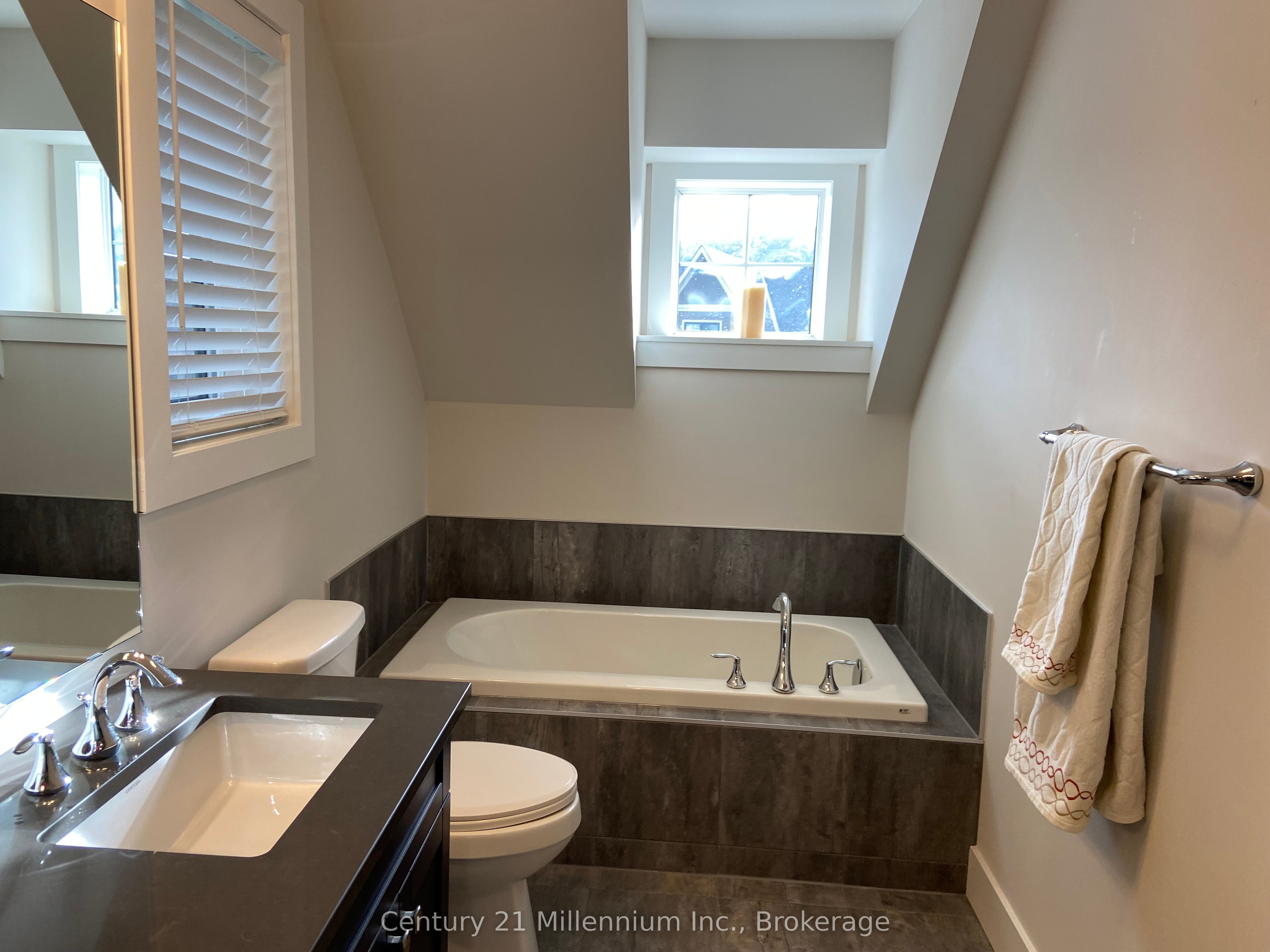 158 Red Pine Street Property Photo 29