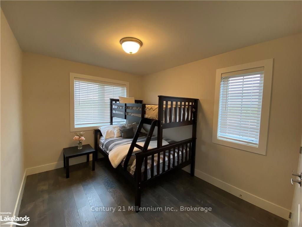 158 Red Pine Street Property Photo 33
